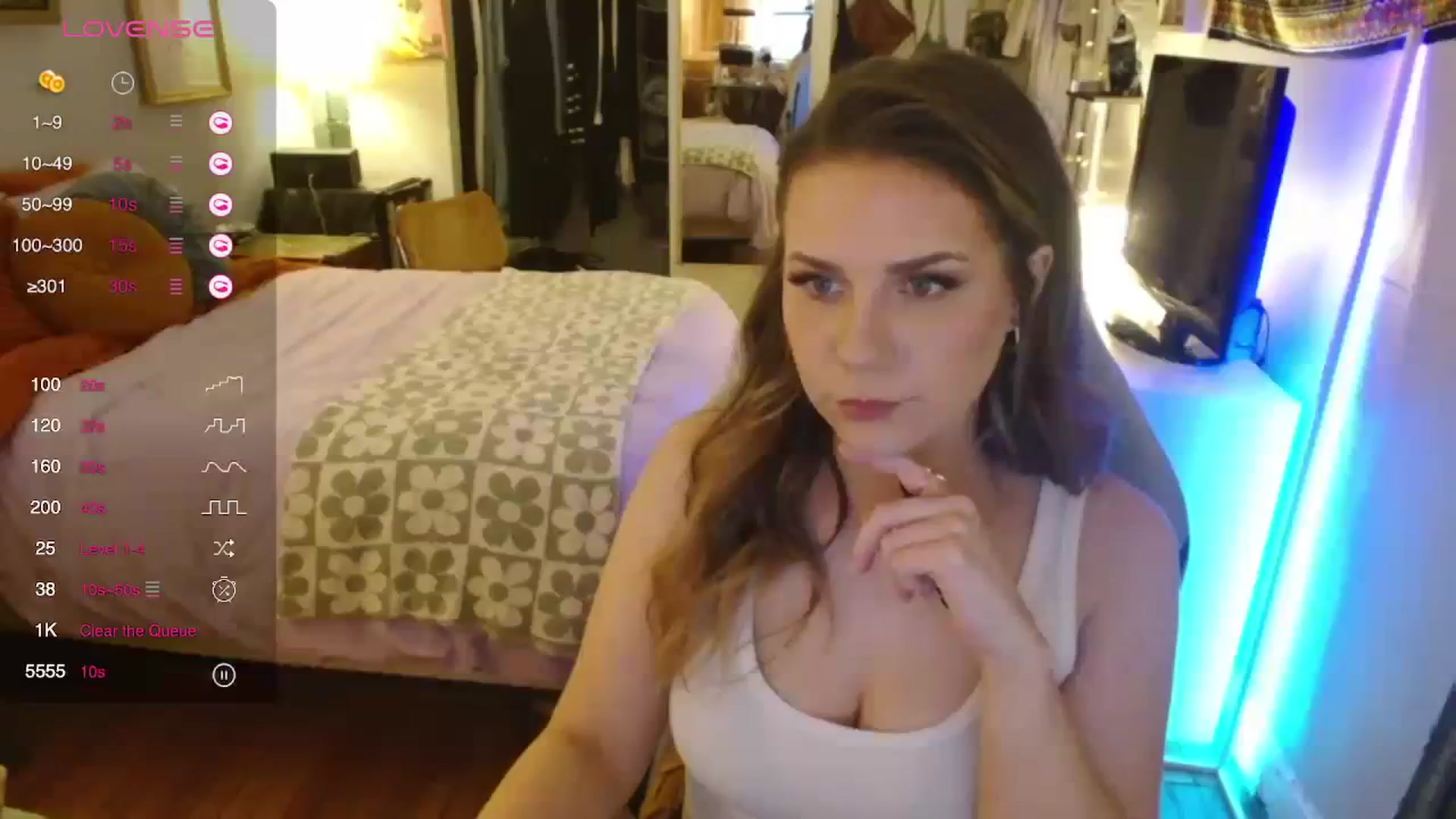 Gallery image thumbnail from Sweetestlilly's myfreecams stream on, 03/26/2024, 02:30 image 13 of 20