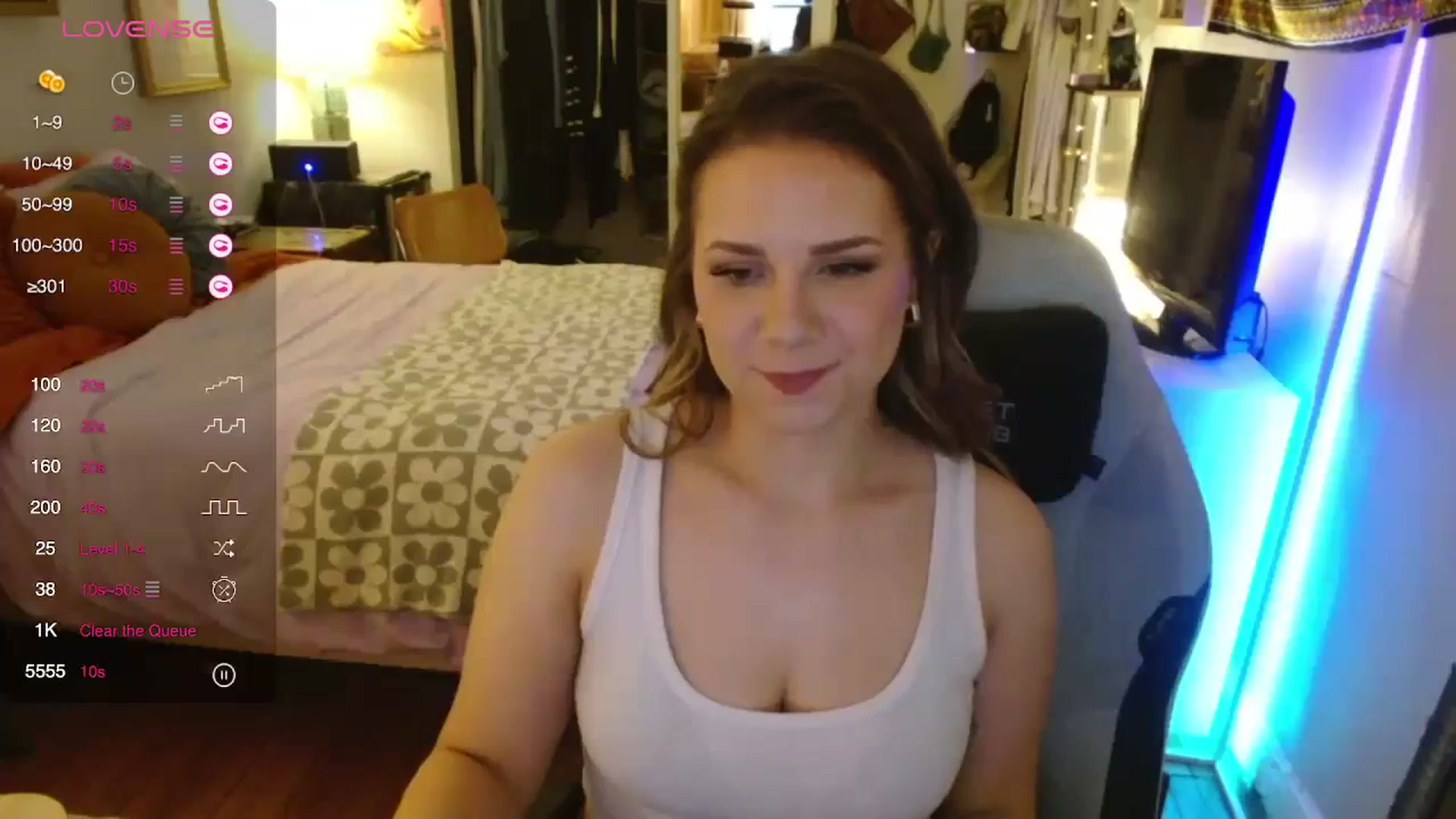 Gallery image thumbnail from Sweetestlilly's myfreecams stream on, 03/26/2024, 02:30 image 4 of 20