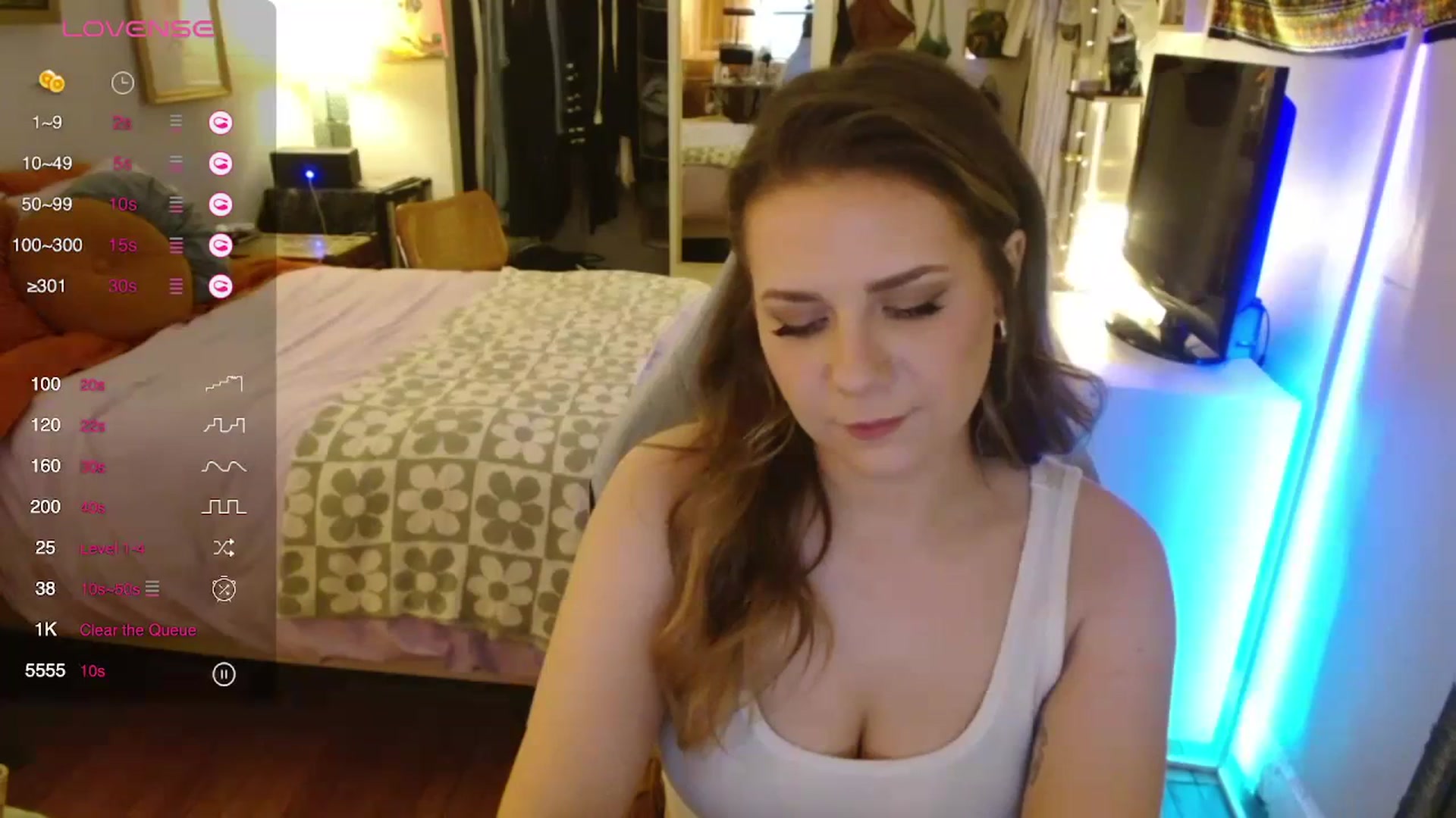 Gallery image thumbnail from Sweetestlilly's myfreecams stream on, 03/26/2024, 02:30 image 12 of 20