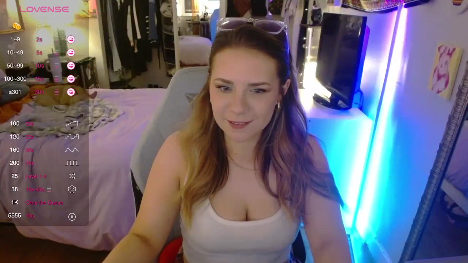 Gallery image thumbnail from Sweetestlilly's myfreecams stream on, 04/09/2024, 02:50 image 12 of 20