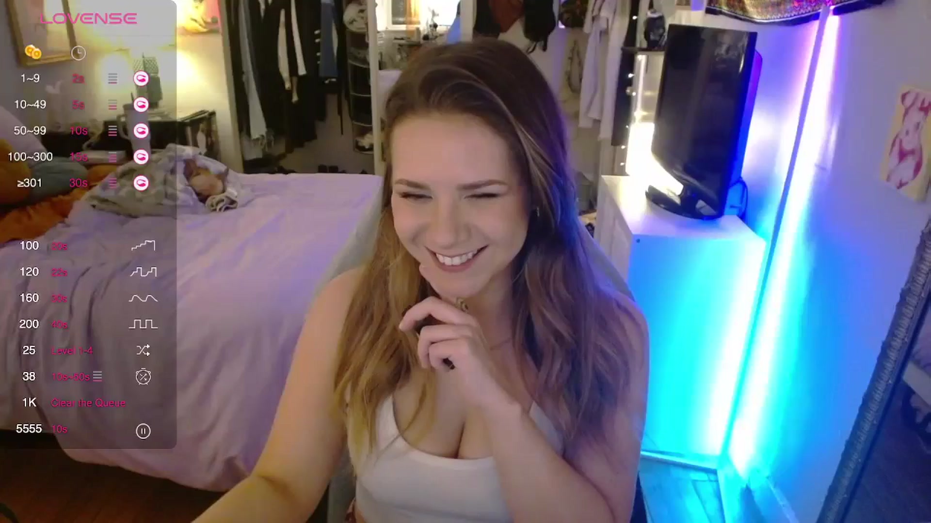 Gallery image thumbnail from Sweetestlilly's myfreecams stream on, 04/09/2024, 02:50 image 17 of 20
