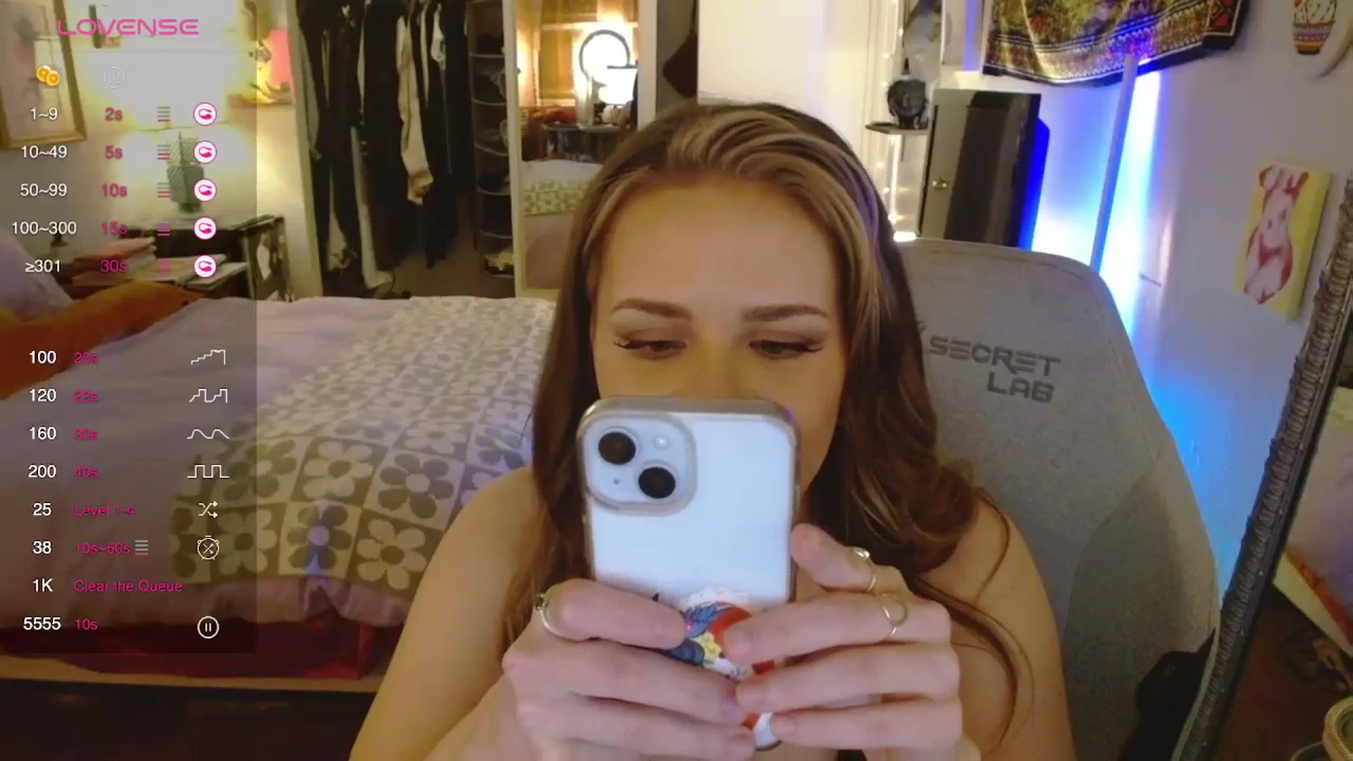 Gallery image thumbnail from Sweetestlilly's myfreecams stream on, 04/24/2024, 02:05 image 15 of 20