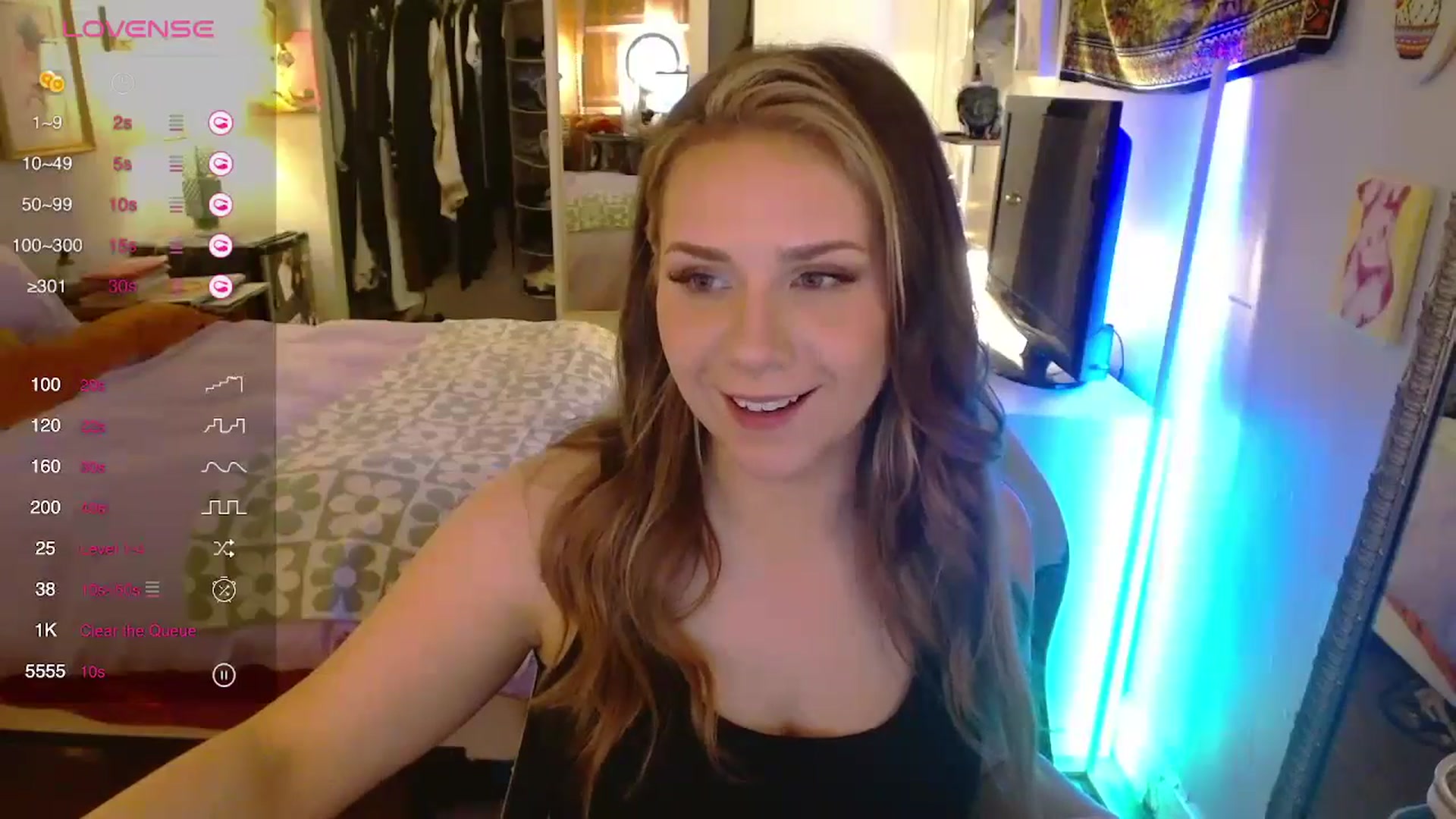 Gallery image thumbnail from Sweetestlilly's myfreecams stream on, 04/24/2024, 02:05 image 5 of 20