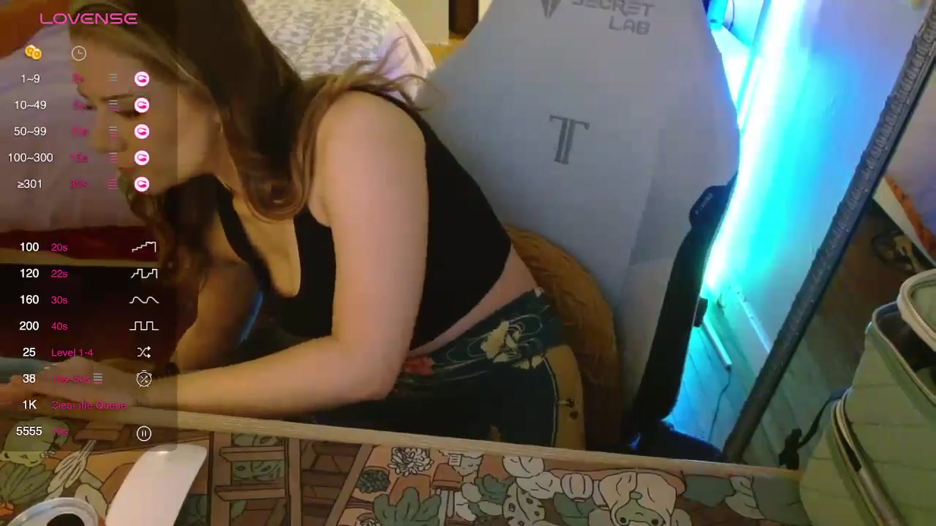 Gallery image thumbnail from Sweetestlilly's myfreecams stream on, 04/24/2024, 02:05 image 19 of 20