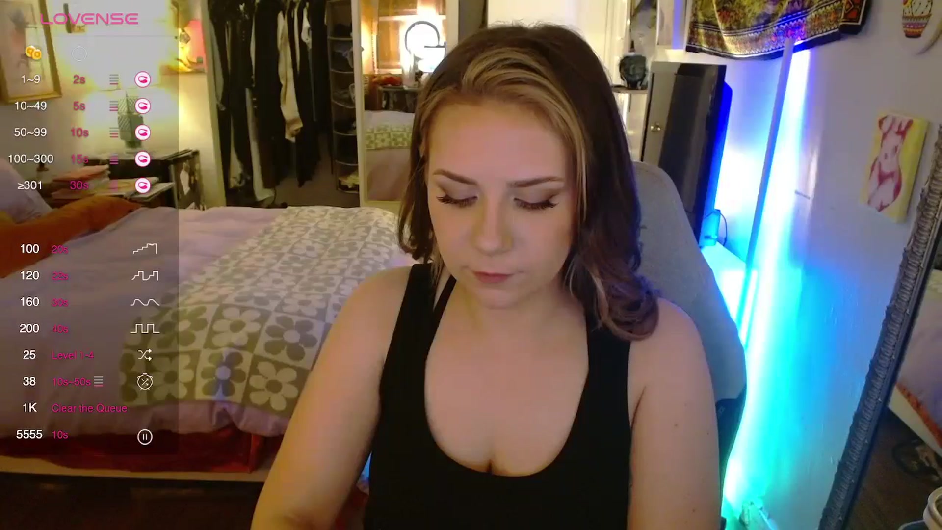Gallery image thumbnail from Sweetestlilly's myfreecams stream on, 04/24/2024, 02:05 image 6 of 20