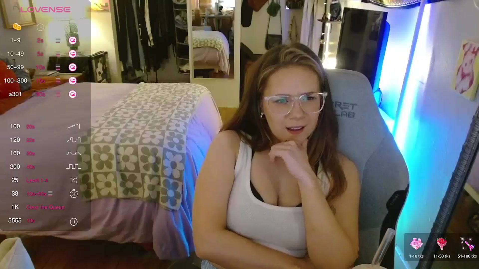 Gallery image thumbnail from Sweetestlilly's myfreecams stream on, 05/01/2024, 03:22 image 18 of 20