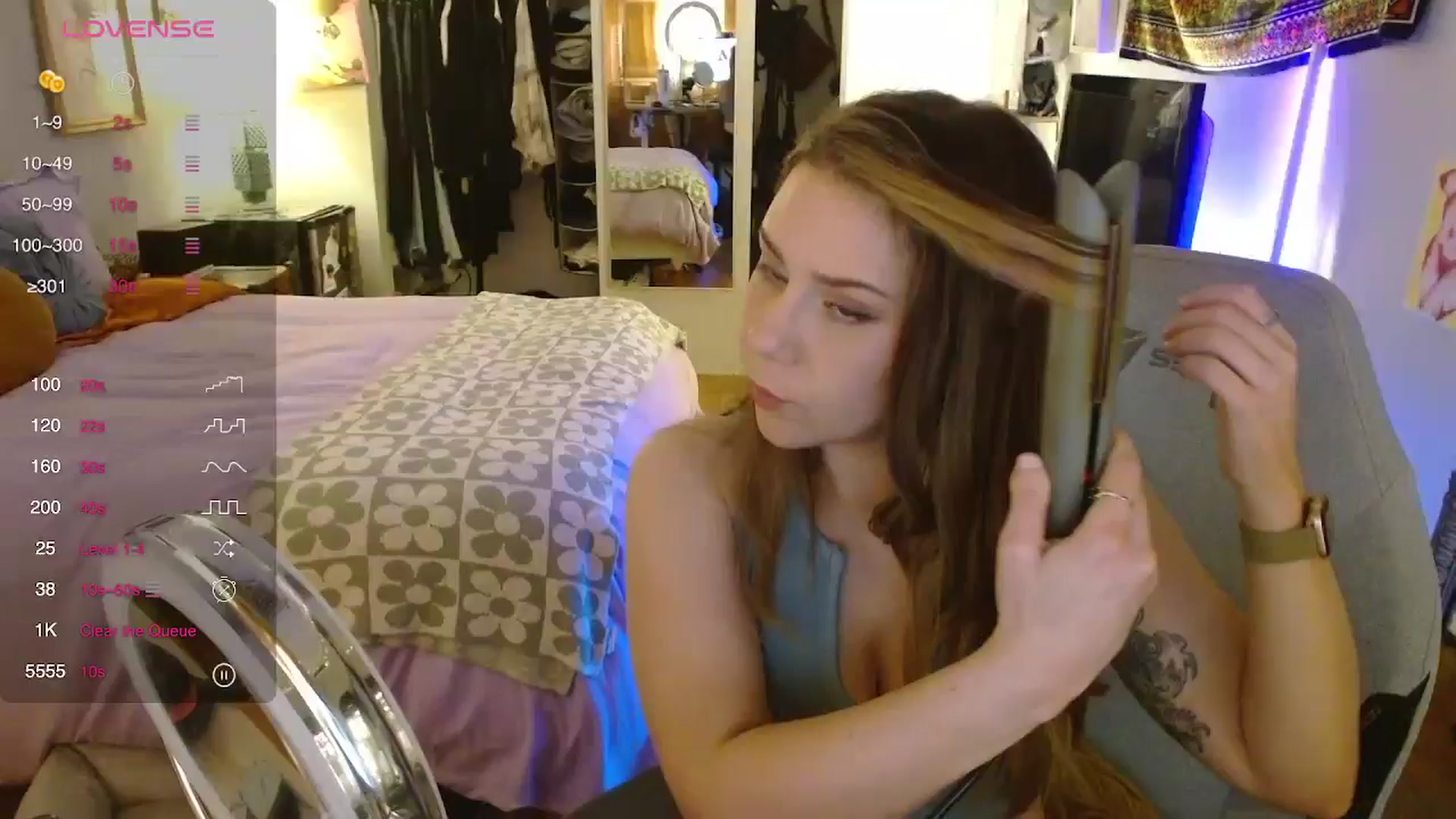 Gallery image thumbnail from Sweetestlilly's myfreecams stream on, 05/05/2024, 01:33 image 18 of 20