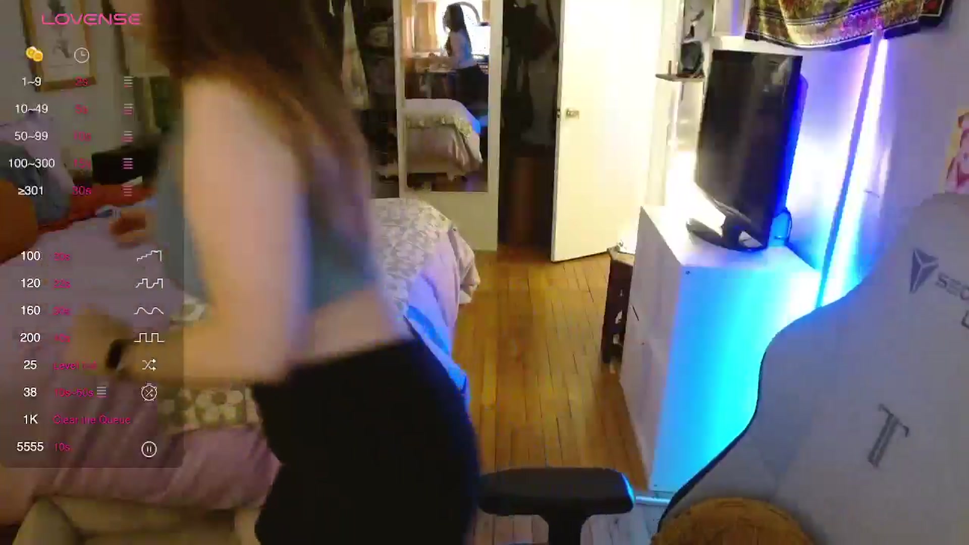 Gallery image thumbnail from Sweetestlilly's myfreecams stream on, 05/05/2024, 01:33 image 8 of 20