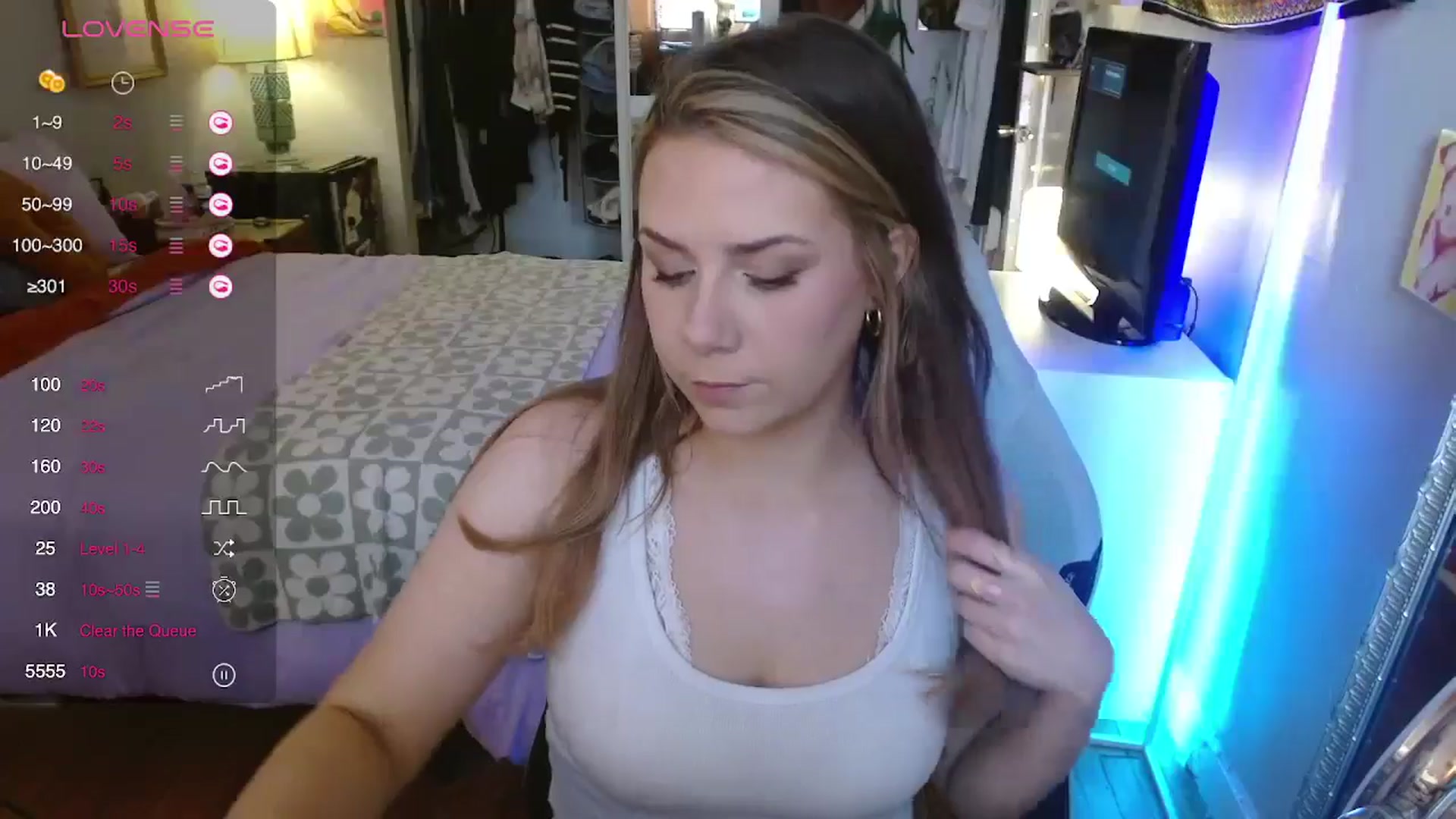 Gallery image thumbnail from Sweetestlilly's myfreecams stream on, 05/09/2024, 02:26 image 4 of 20