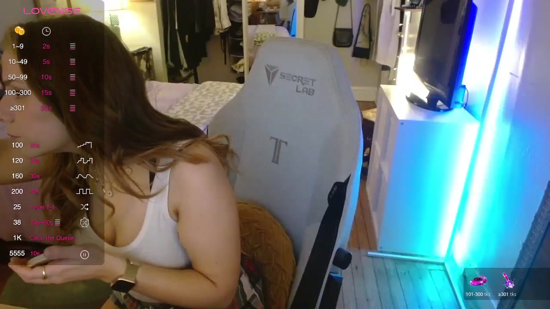 Gallery image thumbnail from Sweetestlilly's myfreecams stream on, 05/11/2024, 02:37 image 4 of 20