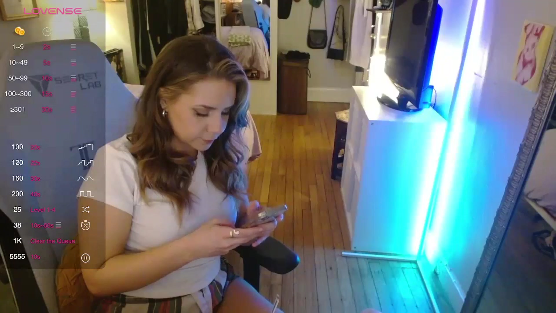 Gallery image thumbnail from Sweetestlilly's myfreecams stream on, 05/11/2024, 02:37 image 3 of 20