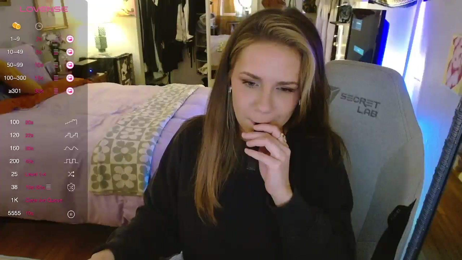 Gallery image thumbnail from Sweetestlilly's myfreecams stream on, 05/15/2024, 03:34 image 6 of 20