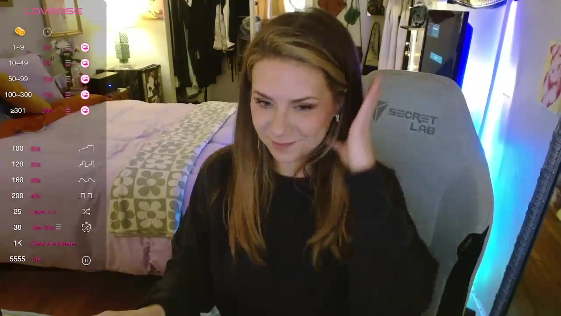 Gallery image thumbnail from Sweetestlilly's myfreecams stream on, 05/15/2024, 03:34 image 3 of 20