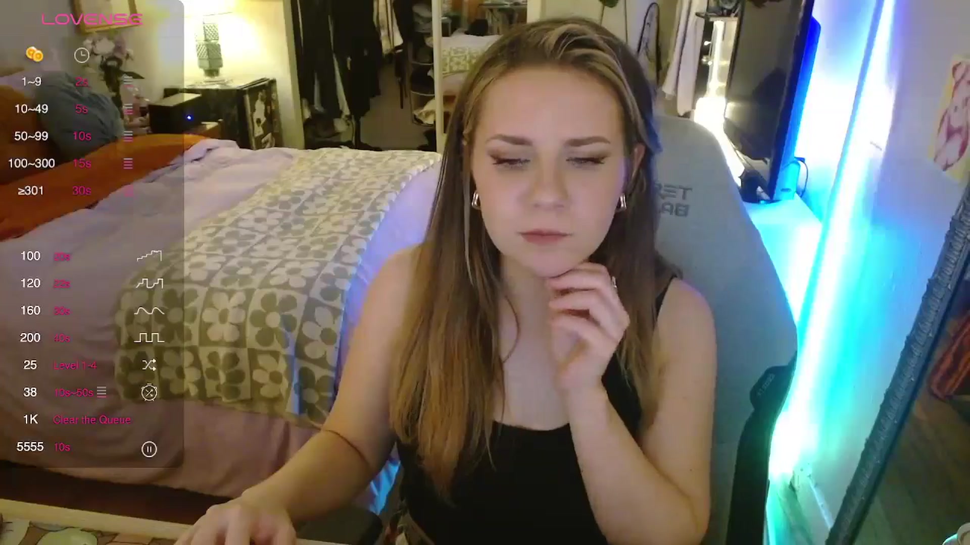 Gallery image thumbnail from Sweetestlilly's myfreecams stream on, 05/17/2024, 03:30 image 19 of 20