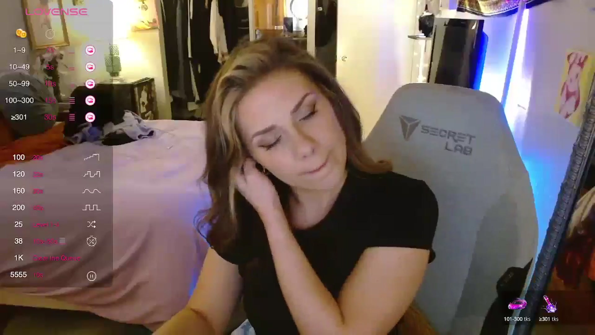 Gallery image thumbnail from Sweetestlilly's myfreecams stream on, 05/21/2024, 02:04 image 4 of 20