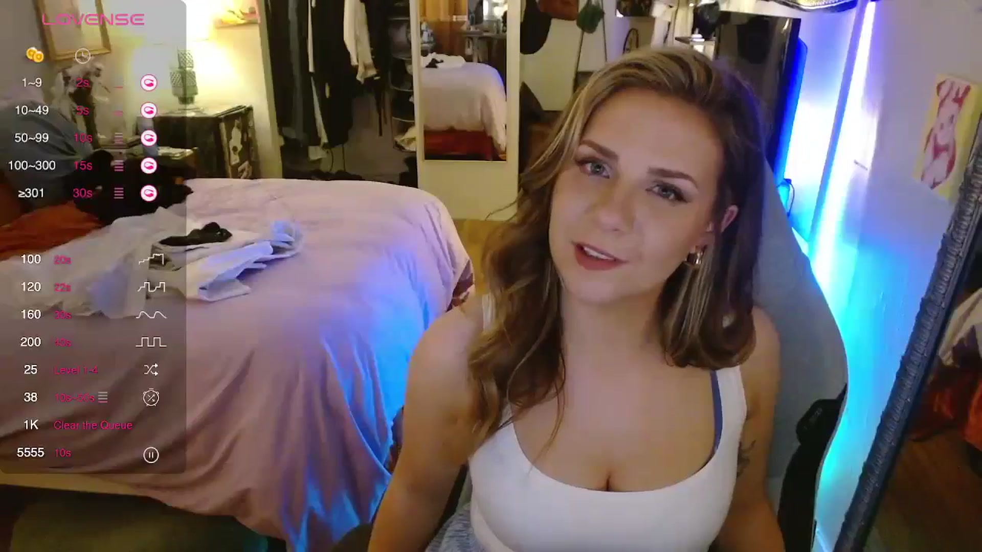 Gallery image thumbnail from Sweetestlilly's myfreecams stream on, 05/21/2024, 03:08 image 17 of 20
