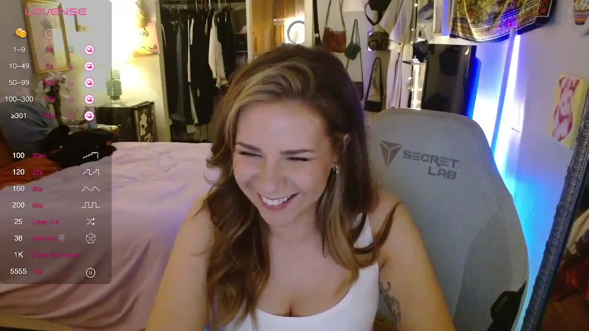 Gallery image thumbnail from Sweetestlilly's myfreecams stream on, 05/21/2024, 03:08 image 6 of 20