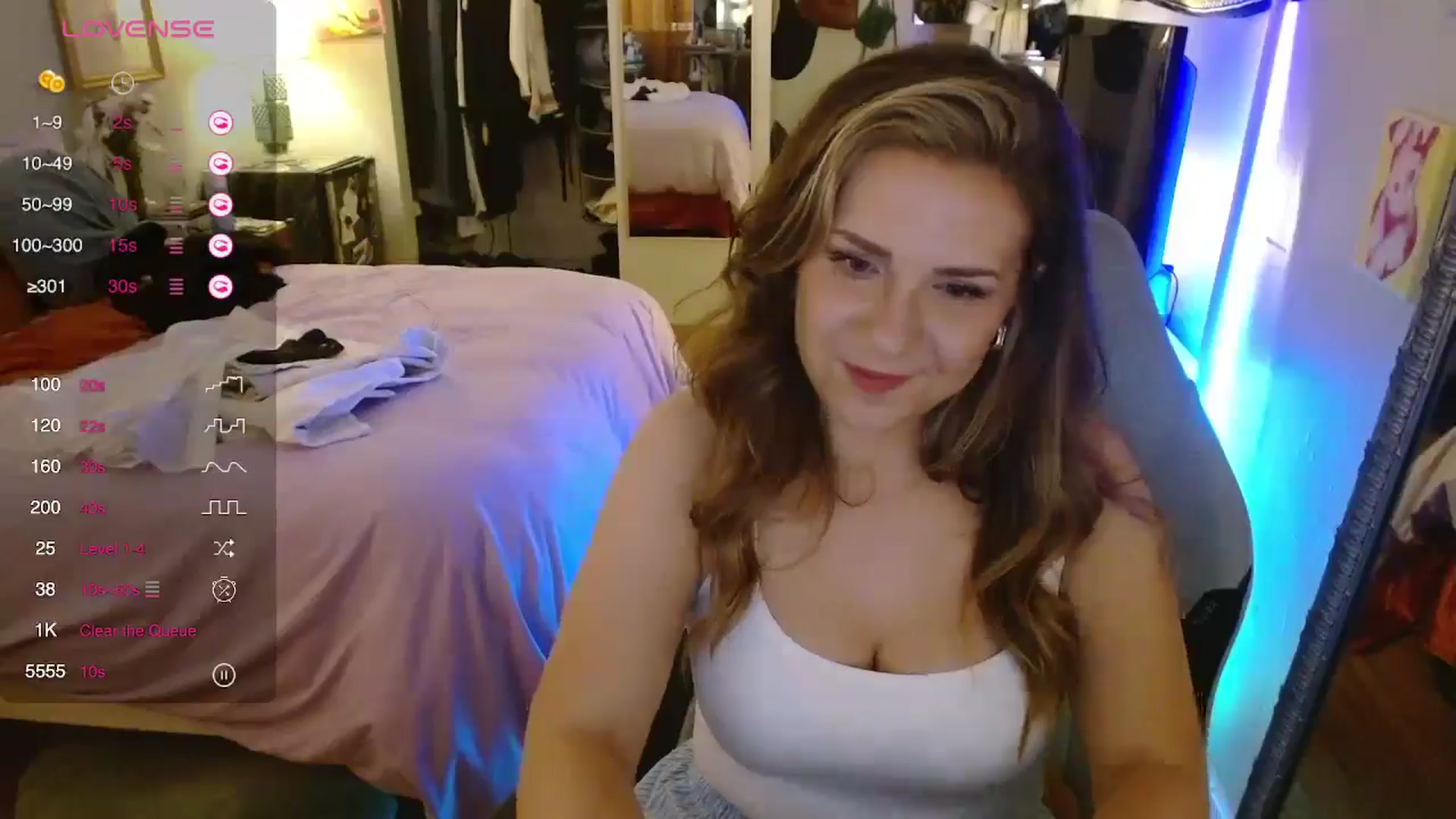 Gallery image thumbnail from Sweetestlilly's myfreecams stream on, 05/21/2024, 03:08 image 16 of 20