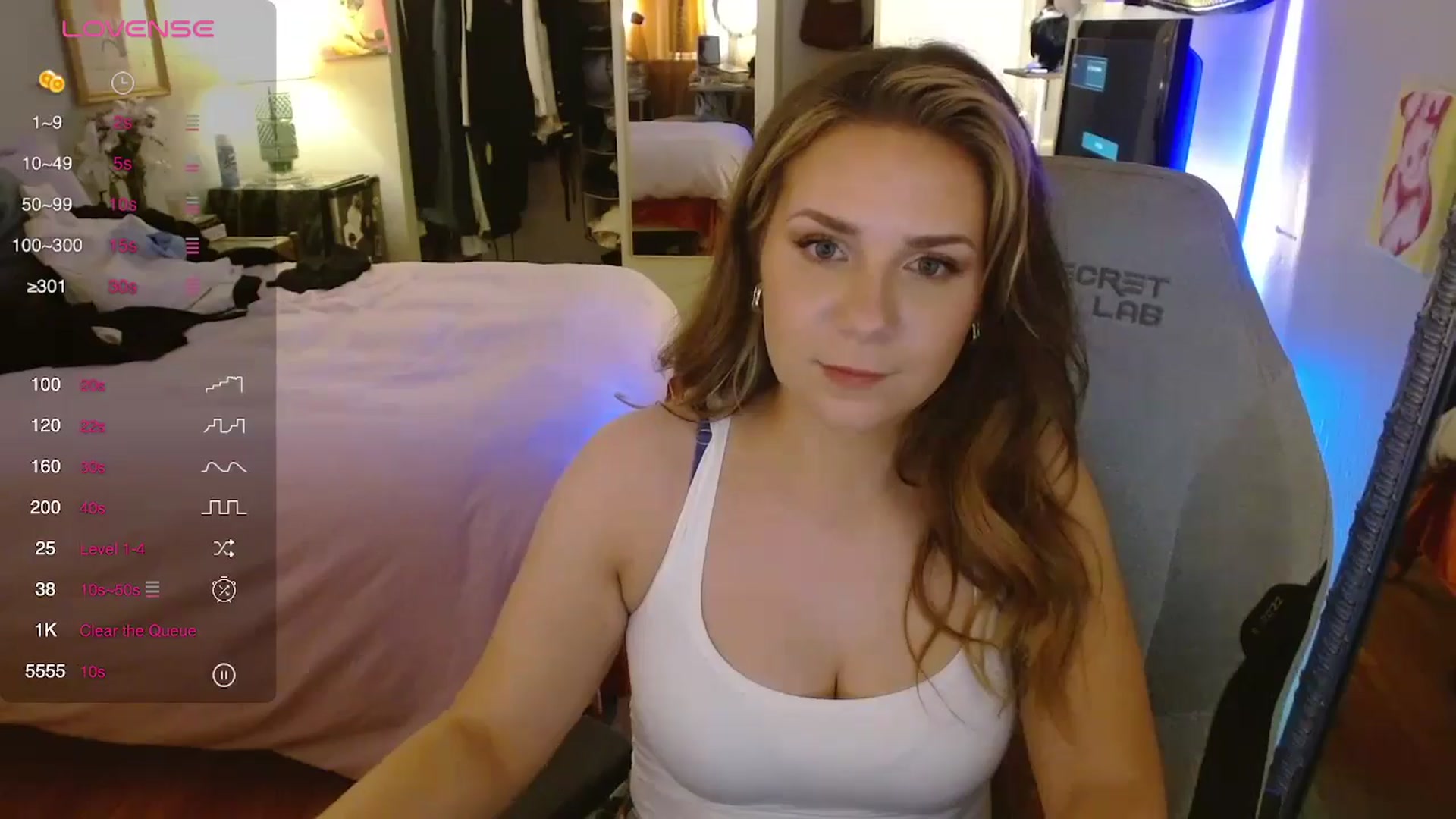 Gallery image thumbnail from Sweetestlilly's myfreecams stream on, 05/22/2024, 02:37 image 17 of 20