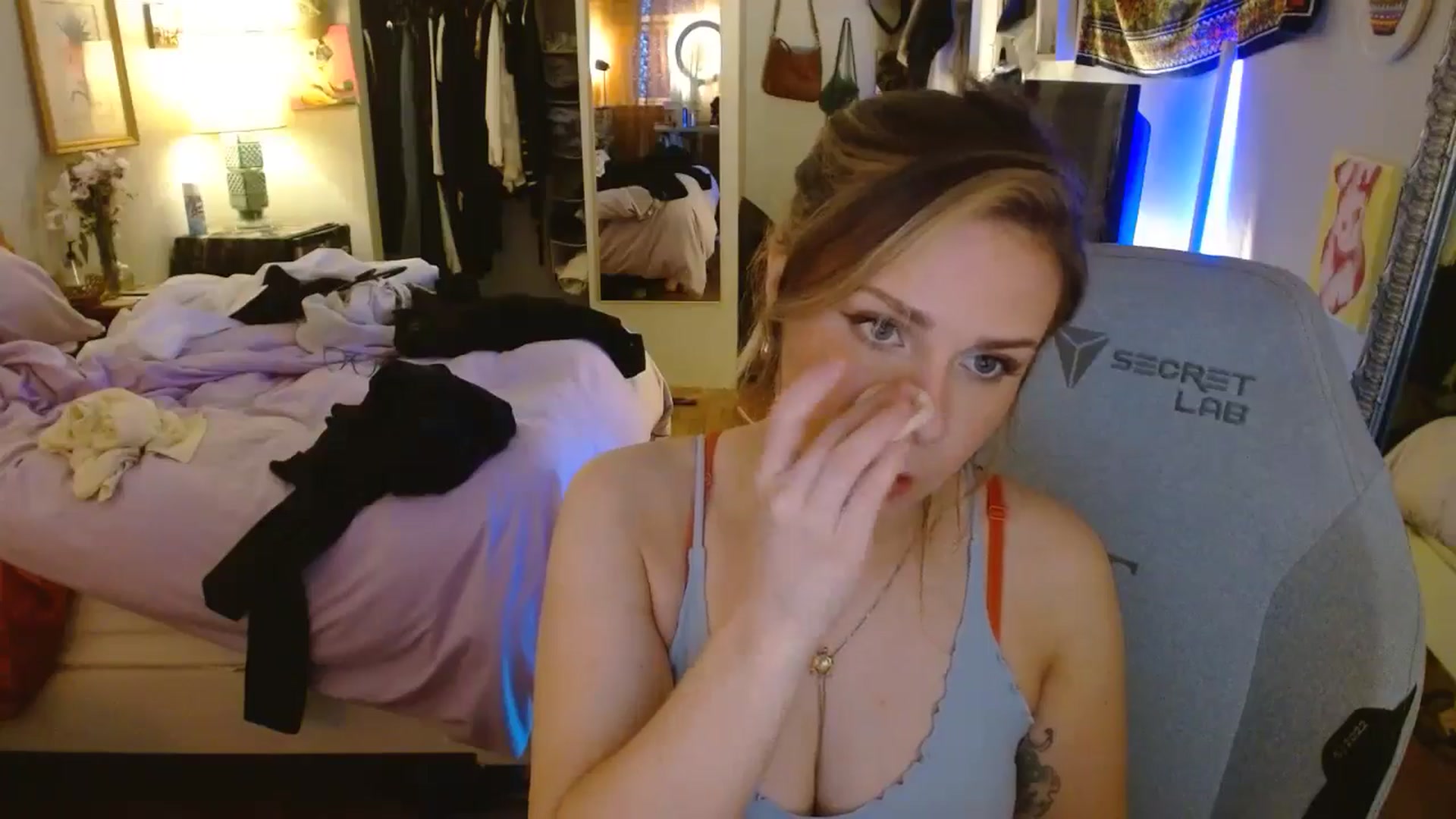 Gallery image thumbnail from Sweetestlilly's myfreecams stream on, 05/24/2024, 01:54 image 2 of 20