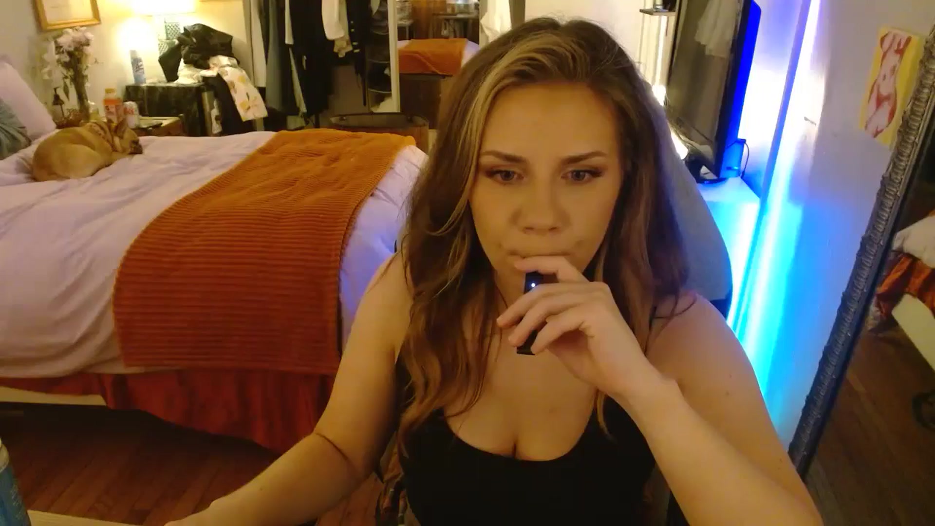 Gallery image thumbnail from Sweetestlilly's myfreecams stream on, 05/25/2024, 02:59 image 17 of 20