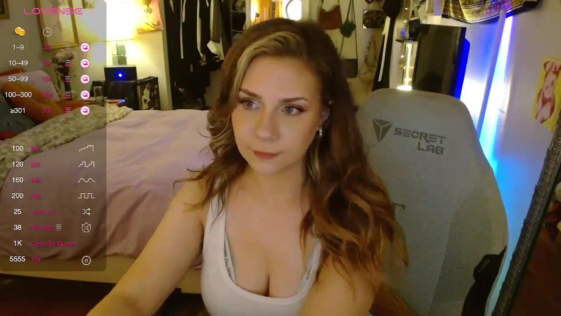 Gallery image thumbnail from Sweetestlilly's myfreecams stream on, 05/27/2024, 05:42 image 5 of 20