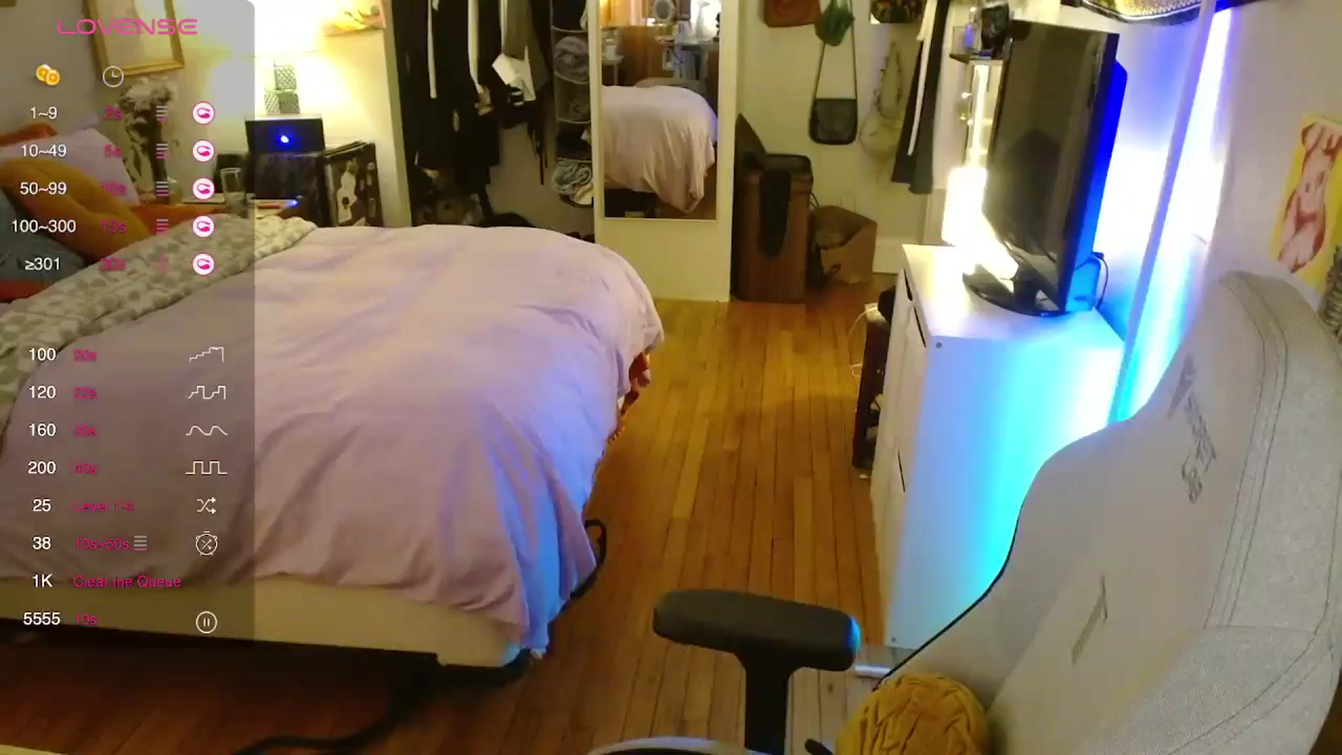 Gallery image thumbnail from Sweetestlilly's myfreecams stream on, 05/27/2024, 05:42 image 10 of 20