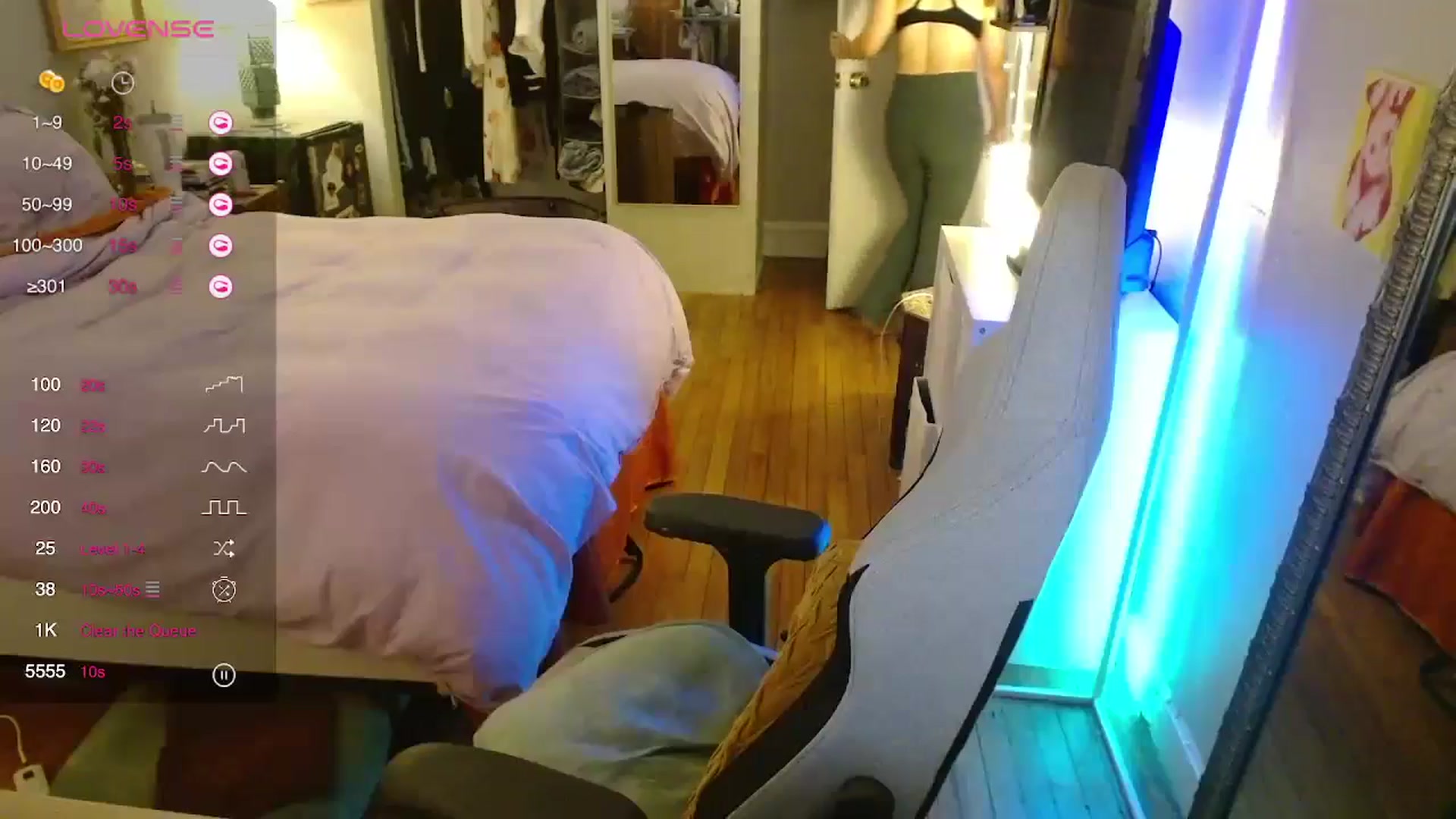 Gallery image thumbnail from Sweetestlilly's myfreecams stream on, 05/30/2024, 03:36 image 18 of 20