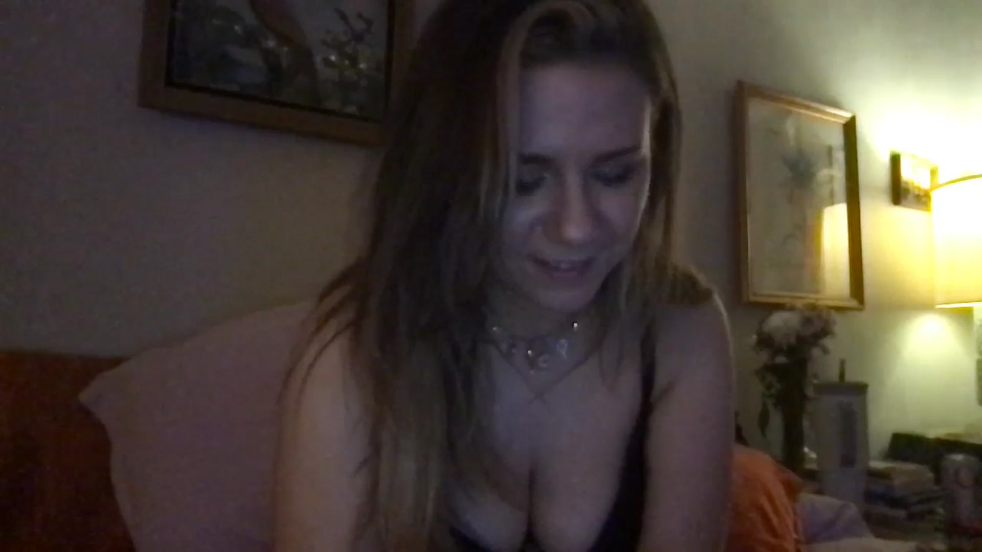 Gallery image thumbnail from Sweetestlilly's myfreecams stream on, 05/30/2024, 04:17 image 12 of 20
