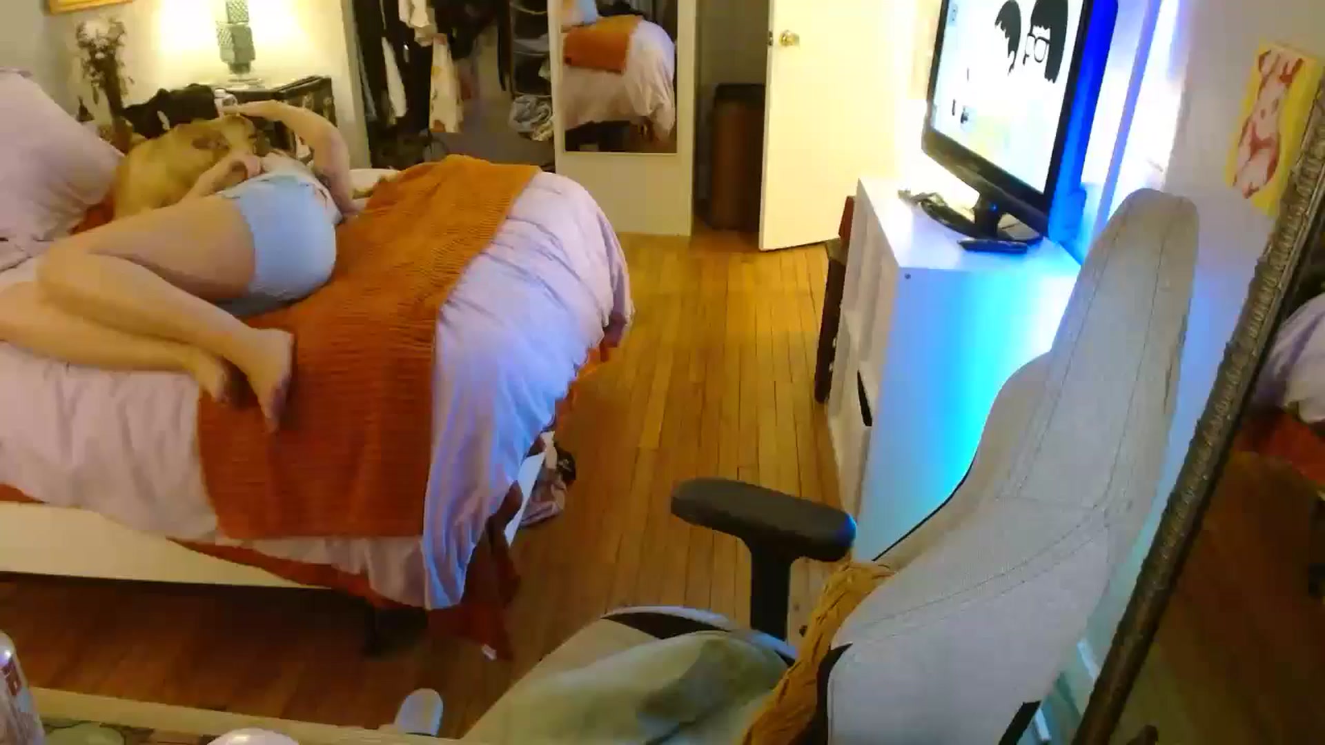 Gallery image thumbnail from Sweetestlilly's myfreecams stream on, 06/01/2024, 05:41 image 10 of 20