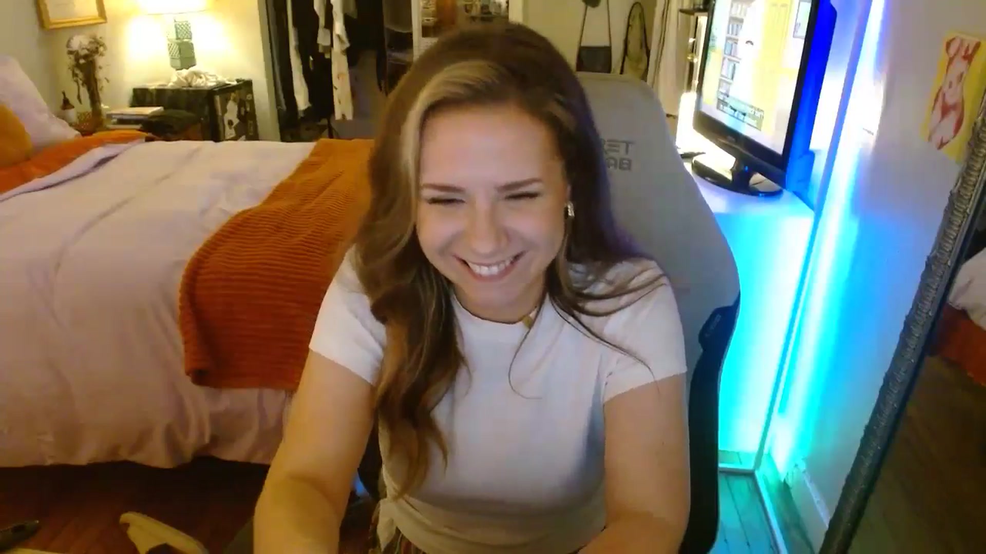 Gallery image thumbnail from Sweetestlilly's myfreecams stream on, 06/03/2024, 04:59 image 12 of 20