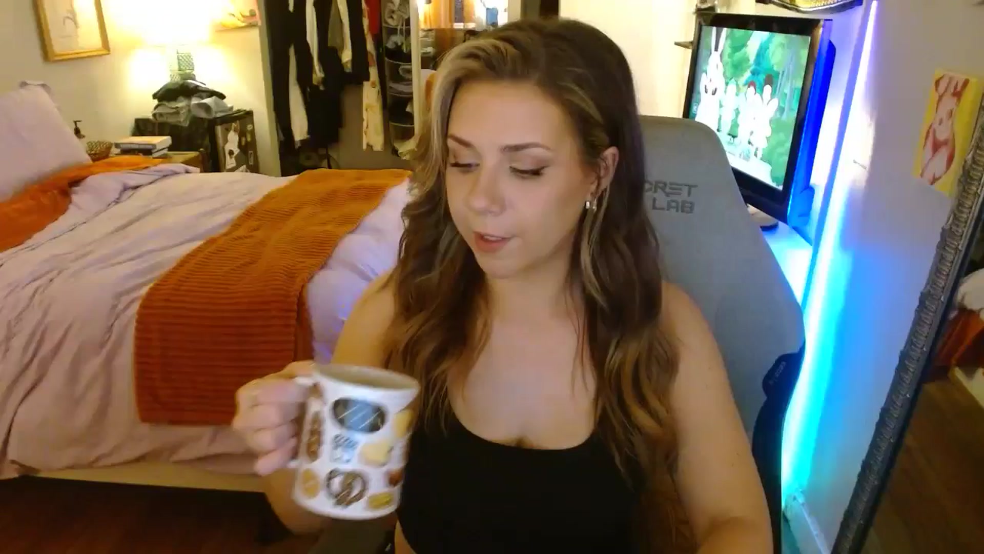 Gallery image thumbnail from Sweetestlilly's myfreecams stream on, 06/06/2024, 03:59 image 1 of 20