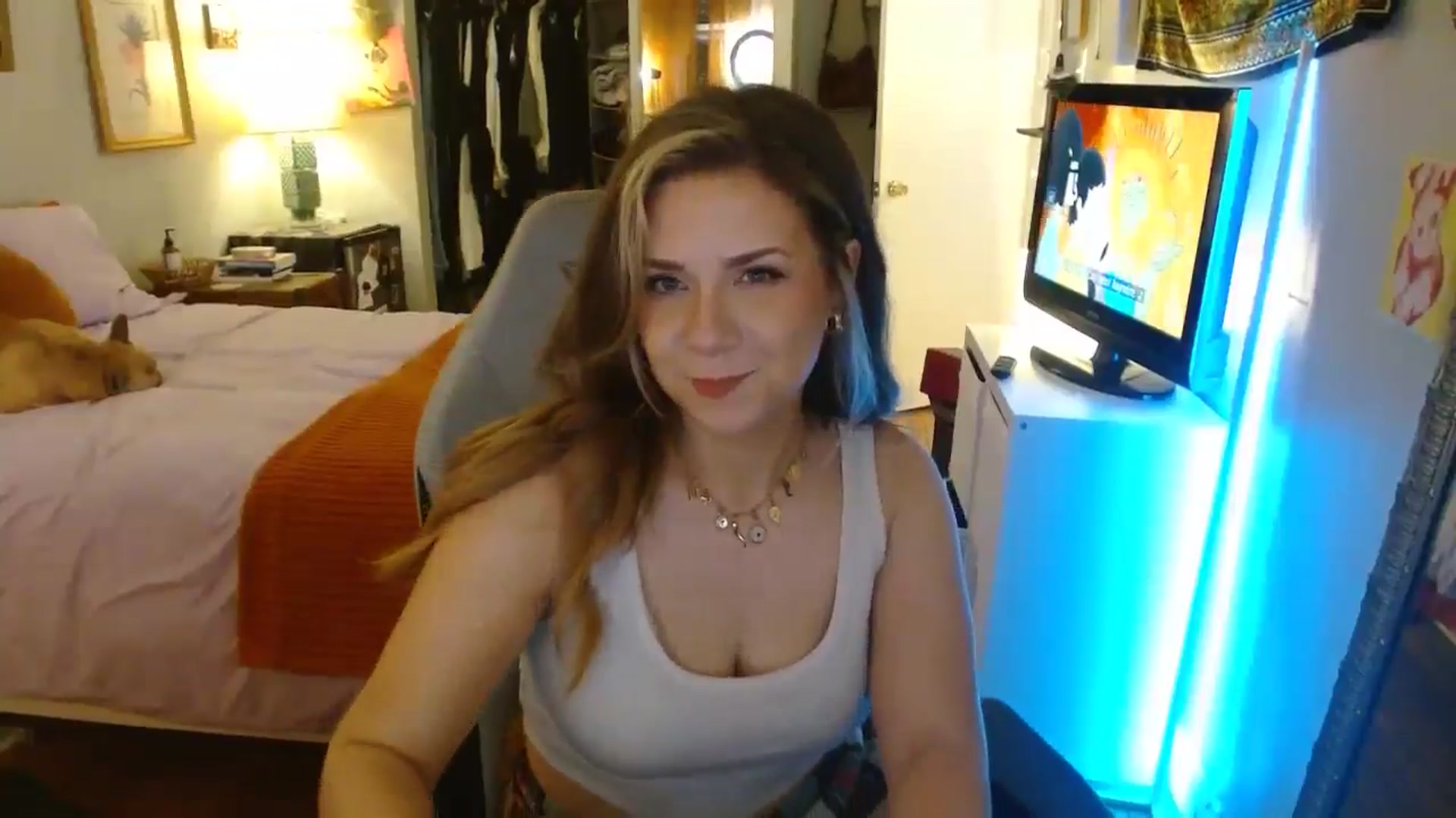 Gallery image thumbnail from Sweetestlilly's myfreecams stream on, 06/08/2024, 04:21 image 10 of 20