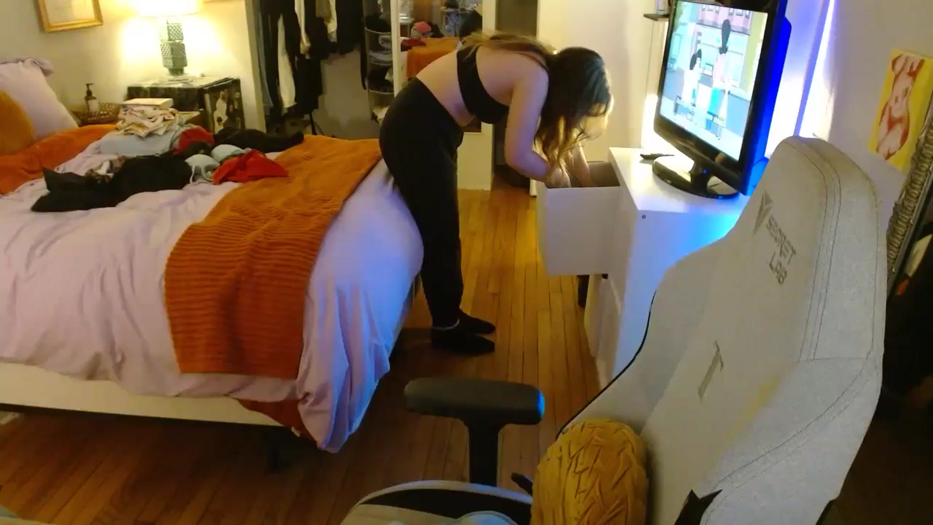 Gallery image thumbnail from Sweetestlilly's myfreecams stream on, 06/09/2024, 04:51 image 18 of 20