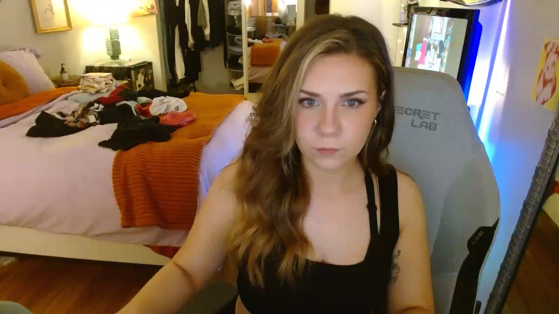 Gallery image thumbnail from Sweetestlilly's myfreecams stream on, 06/09/2024, 04:51 image 3 of 20