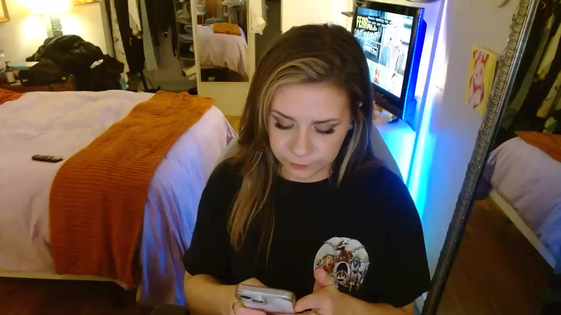 Gallery image thumbnail from Sweetestlilly's myfreecams stream on, 06/13/2024, 04:04 image 4 of 20