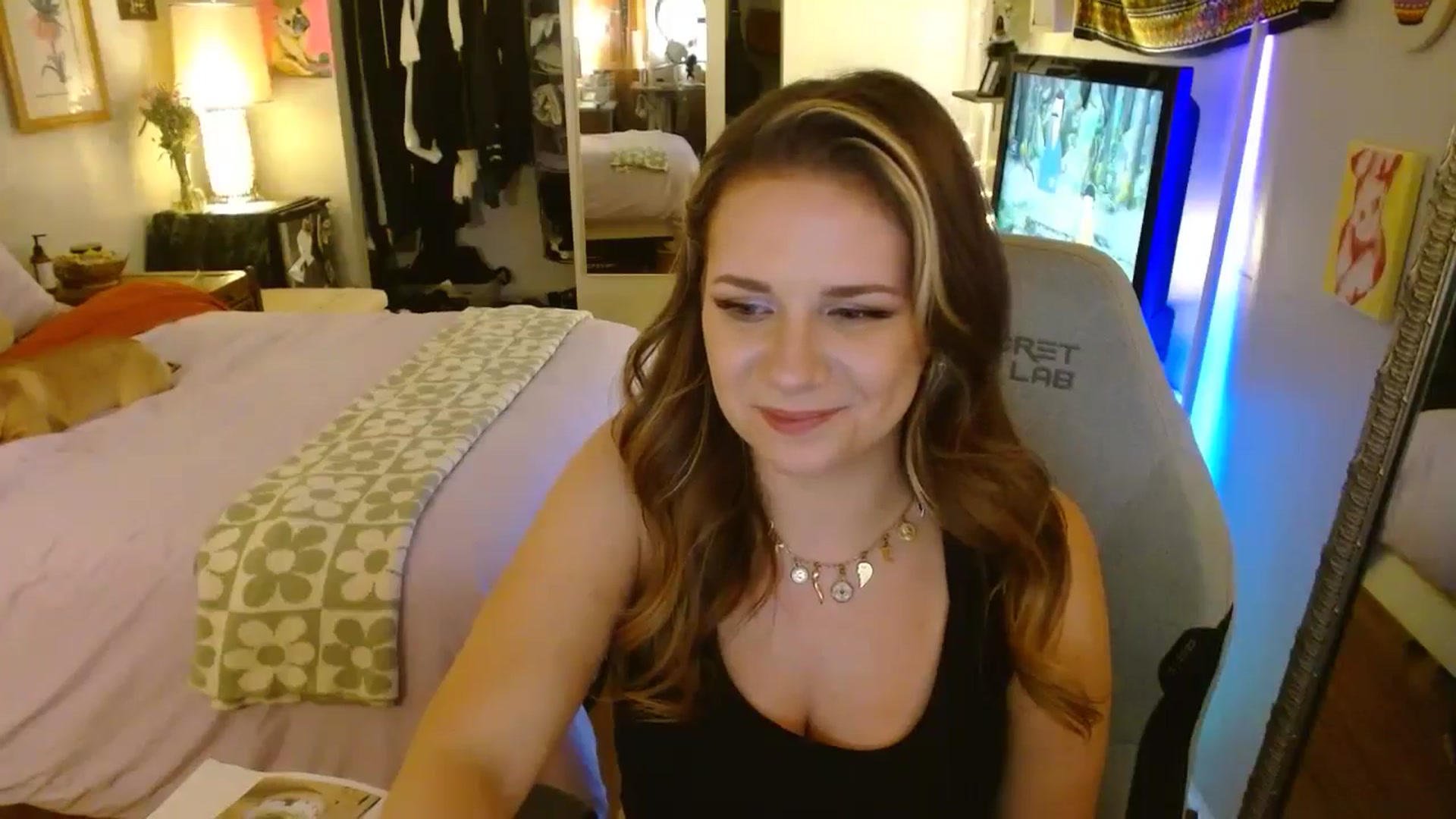 Gallery image thumbnail from Sweetestlilly's myfreecams stream on, 06/30/2024, 04:37 image 4 of 20