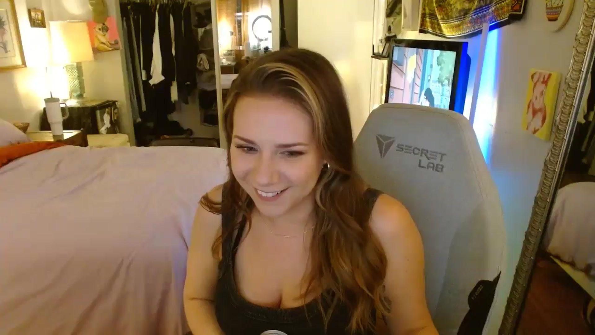 Gallery image thumbnail from Sweetestlilly's myfreecams stream on, 07/06/2024, 03:22 image 1 of 20