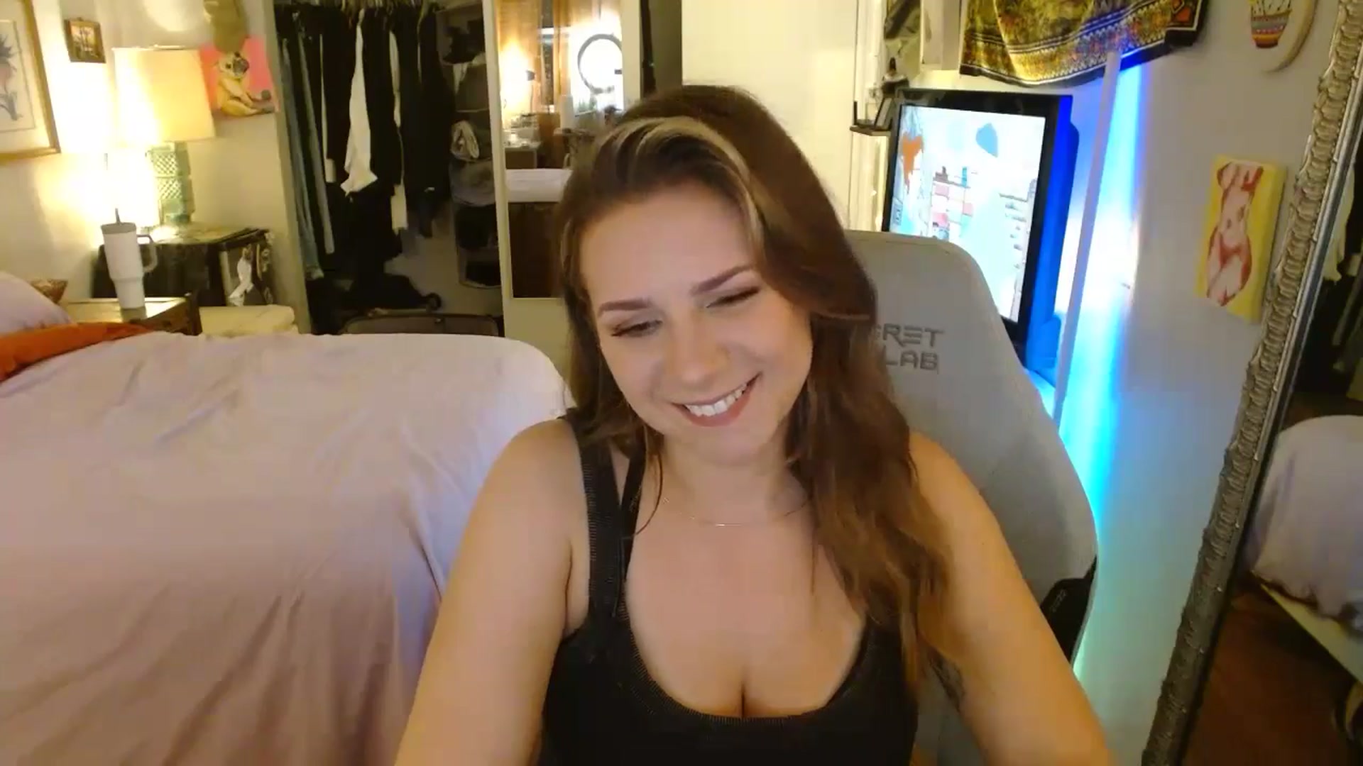 Gallery image thumbnail from Sweetestlilly's myfreecams stream on, 07/06/2024, 03:22 image 4 of 20