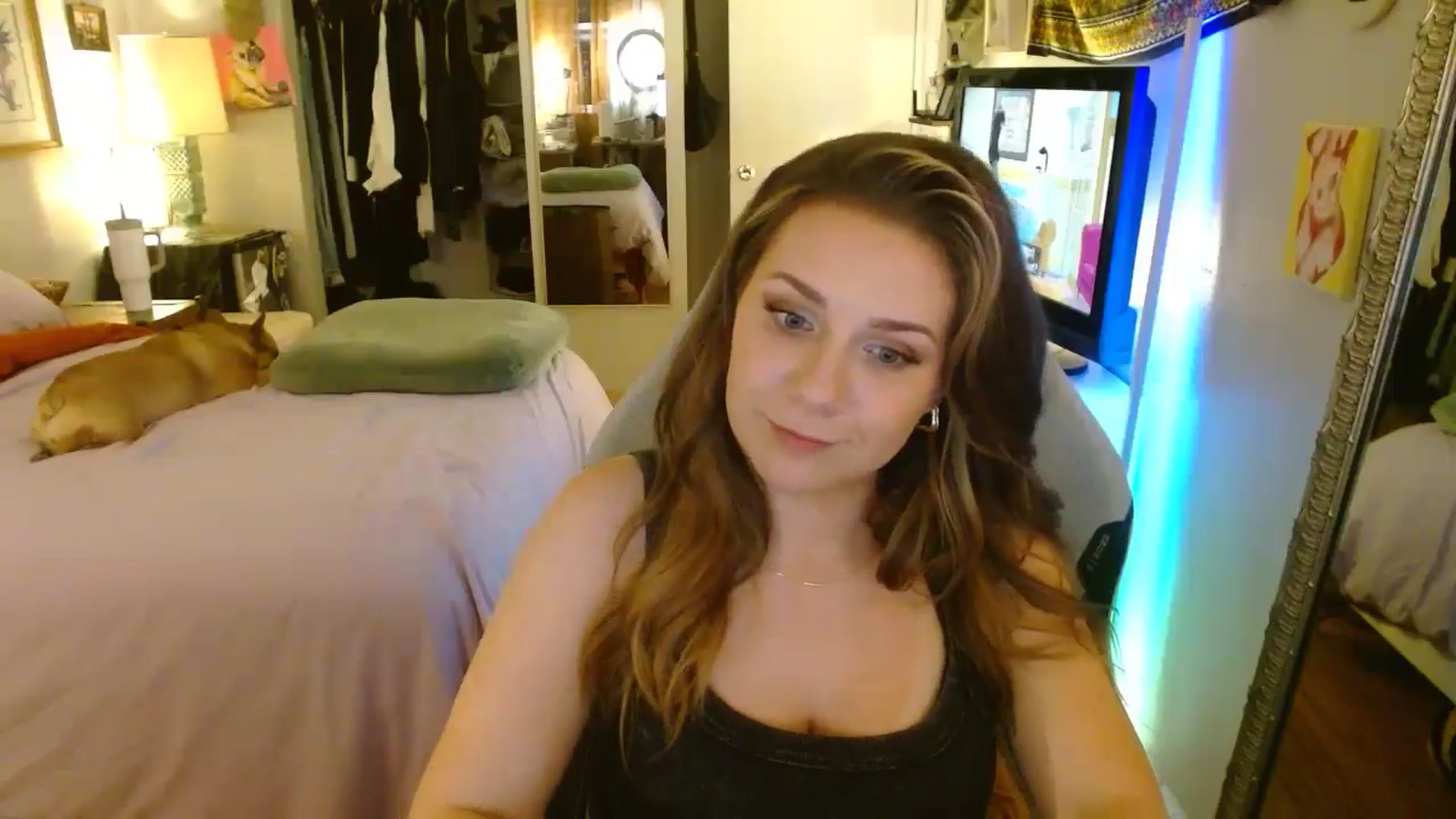 Gallery image thumbnail from Sweetestlilly's myfreecams stream on, 07/06/2024, 03:22 image 9 of 20