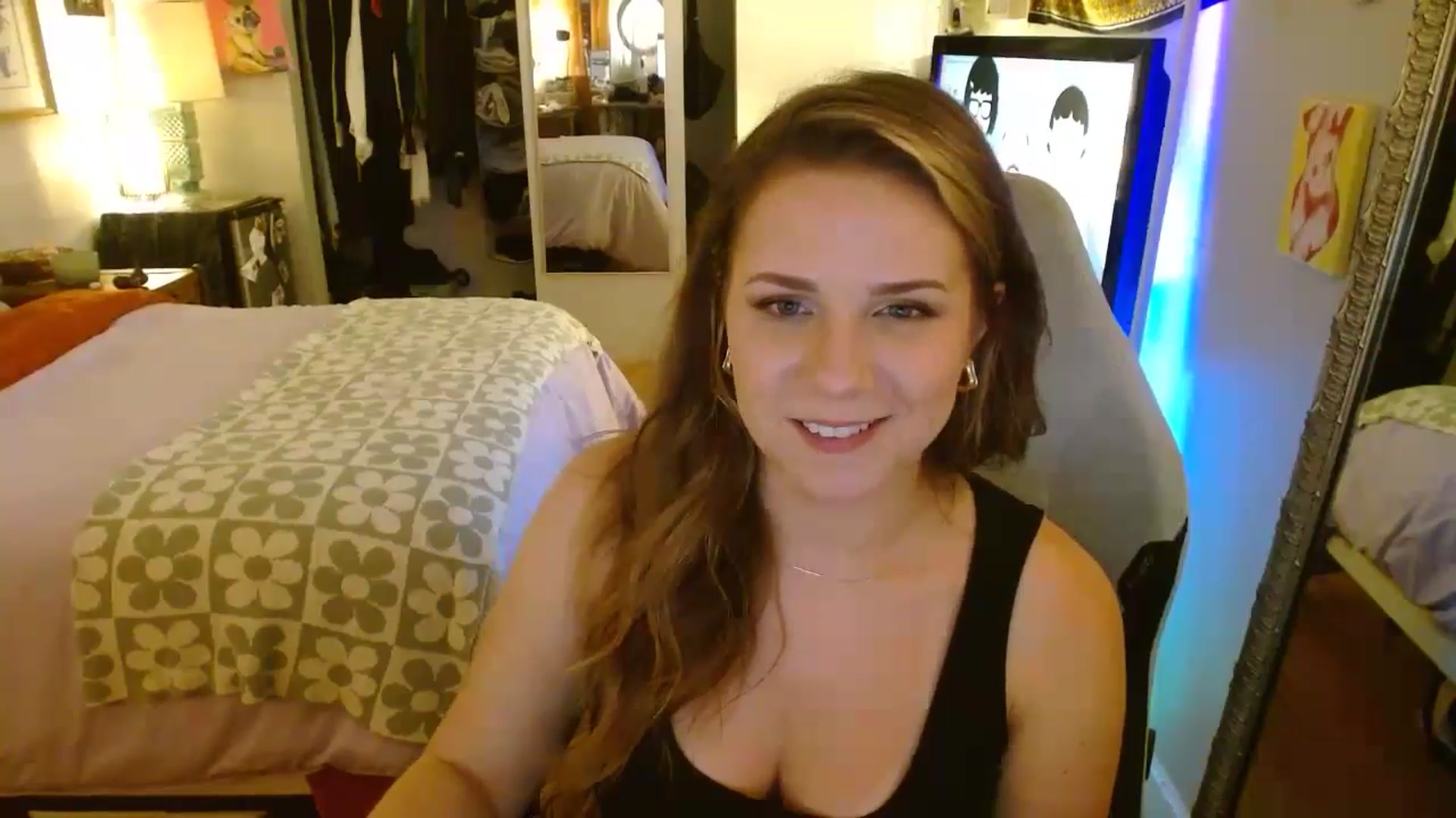 Gallery image thumbnail from Sweetestlilly's myfreecams stream on, 07/08/2024, 04:04 image 3 of 20