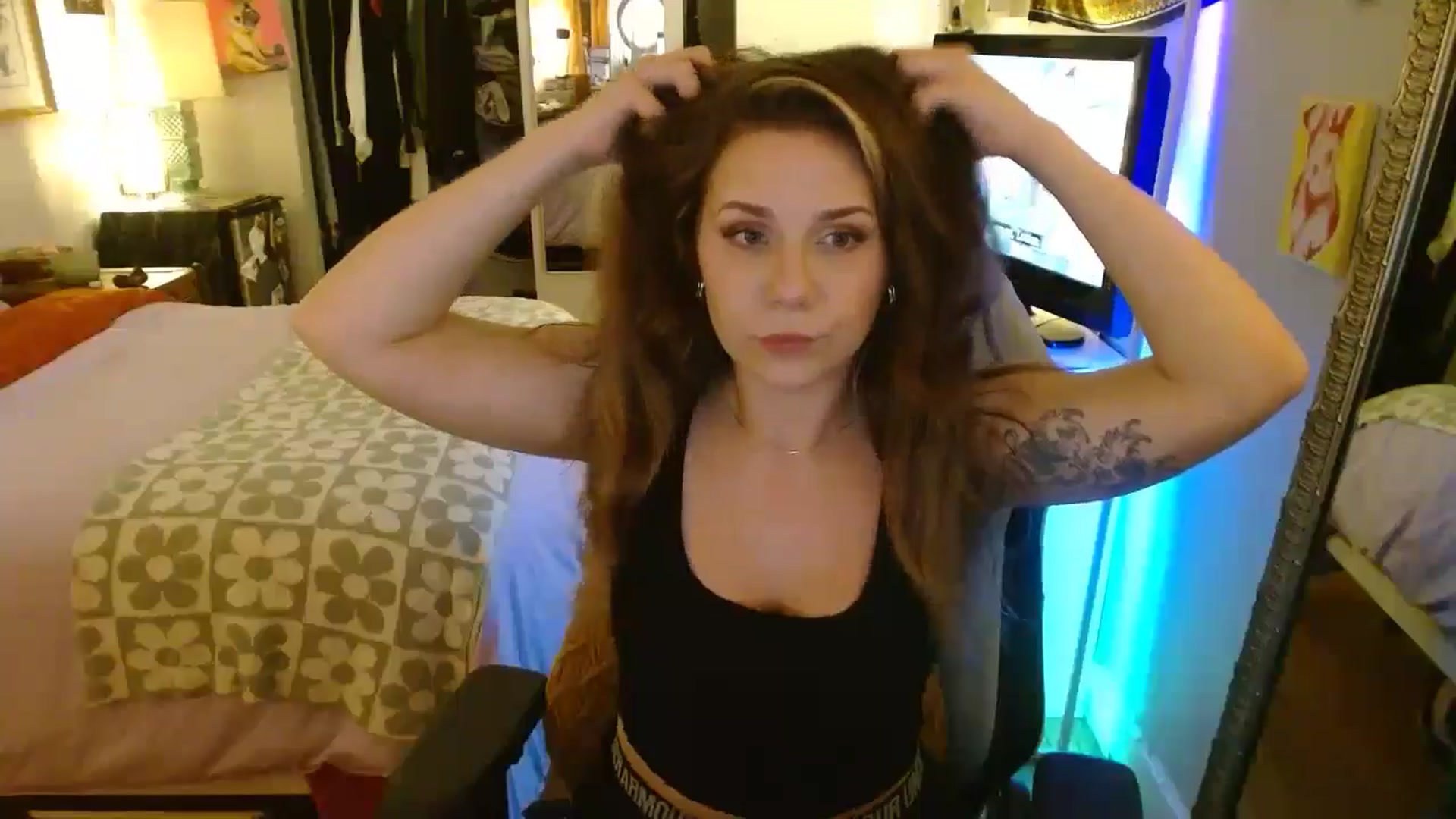 Gallery image thumbnail from Sweetestlilly's myfreecams stream on, 07/08/2024, 04:04 image 7 of 20