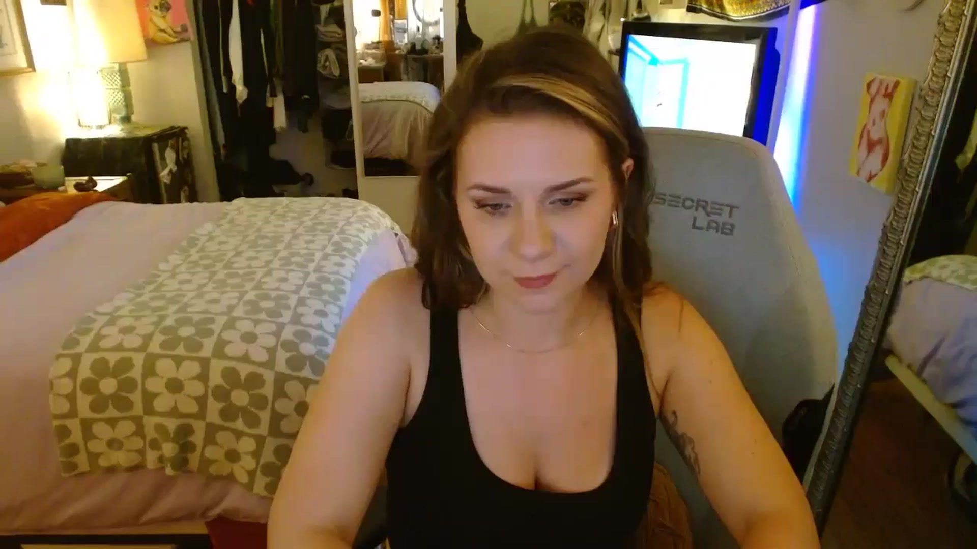 Gallery image thumbnail from Sweetestlilly's myfreecams stream on, 07/08/2024, 04:04 image 20 of 20