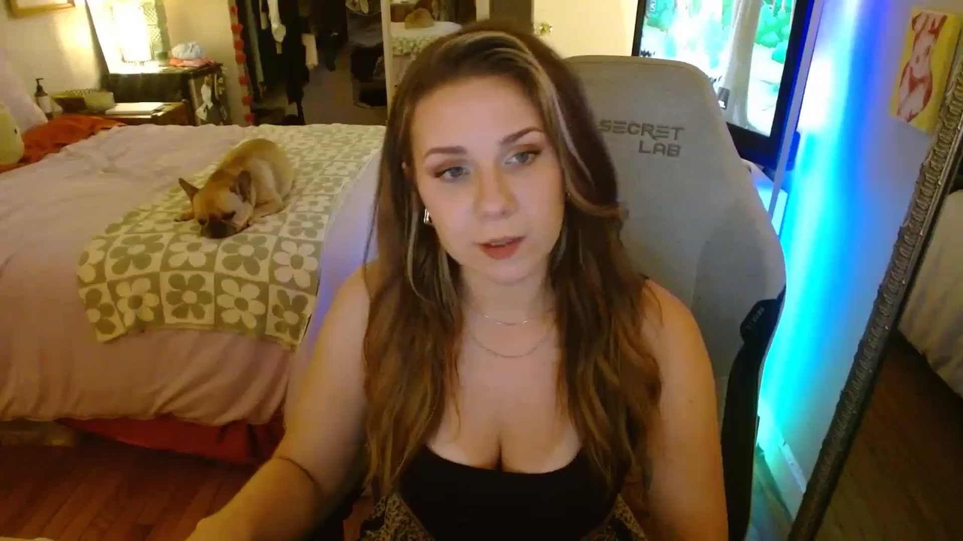 Gallery image thumbnail from Sweetestlilly's myfreecams stream on, 07/10/2024, 02:07 image 6 of 20