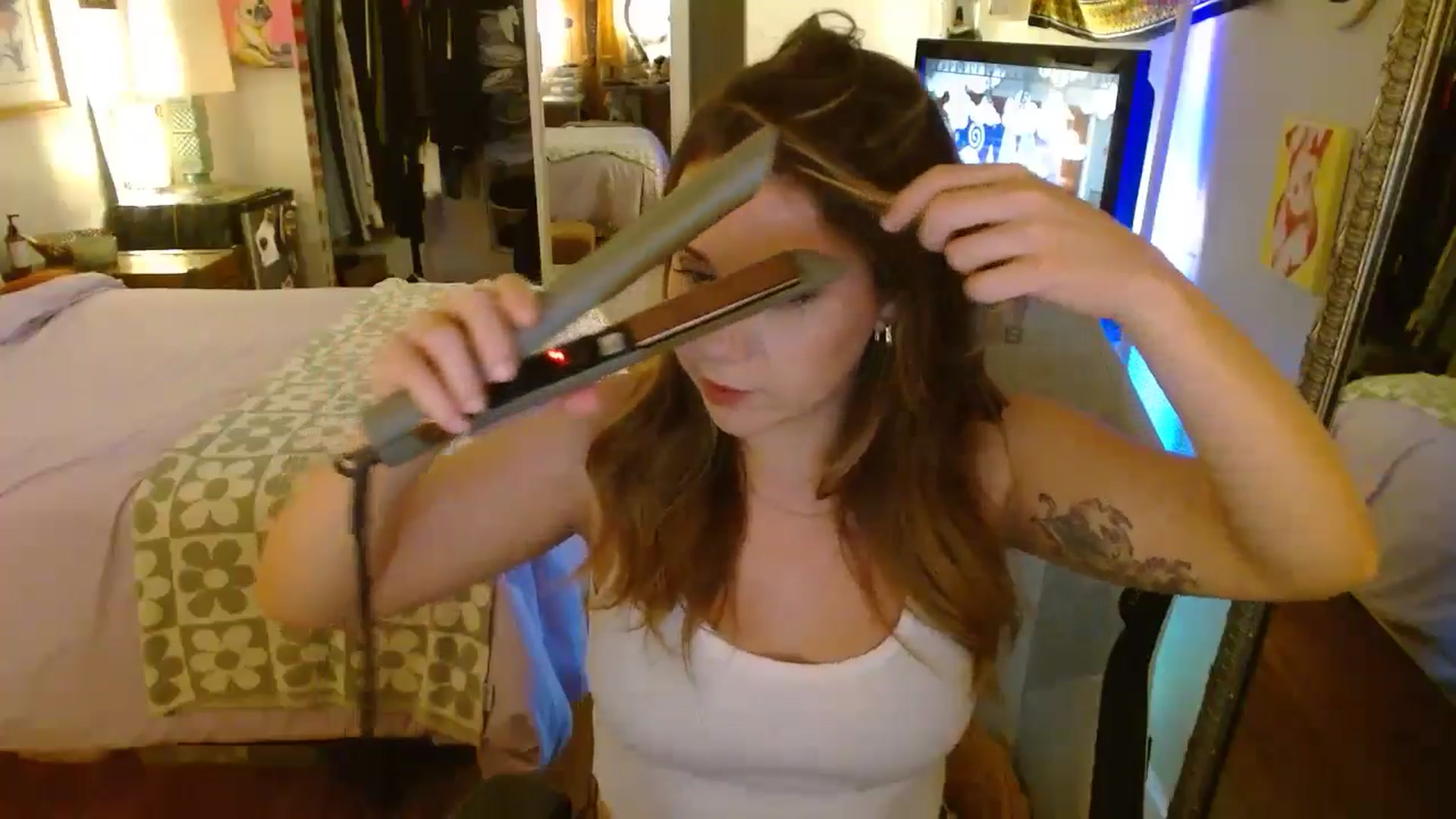 Gallery image thumbnail from Sweetestlilly's myfreecams stream on, 07/17/2024, 04:54 image 4 of 20
