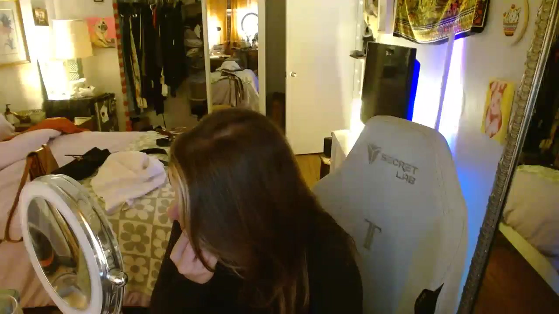 Gallery image thumbnail from Sweetestlilly's myfreecams stream on, 07/18/2024, 04:10 image 19 of 20