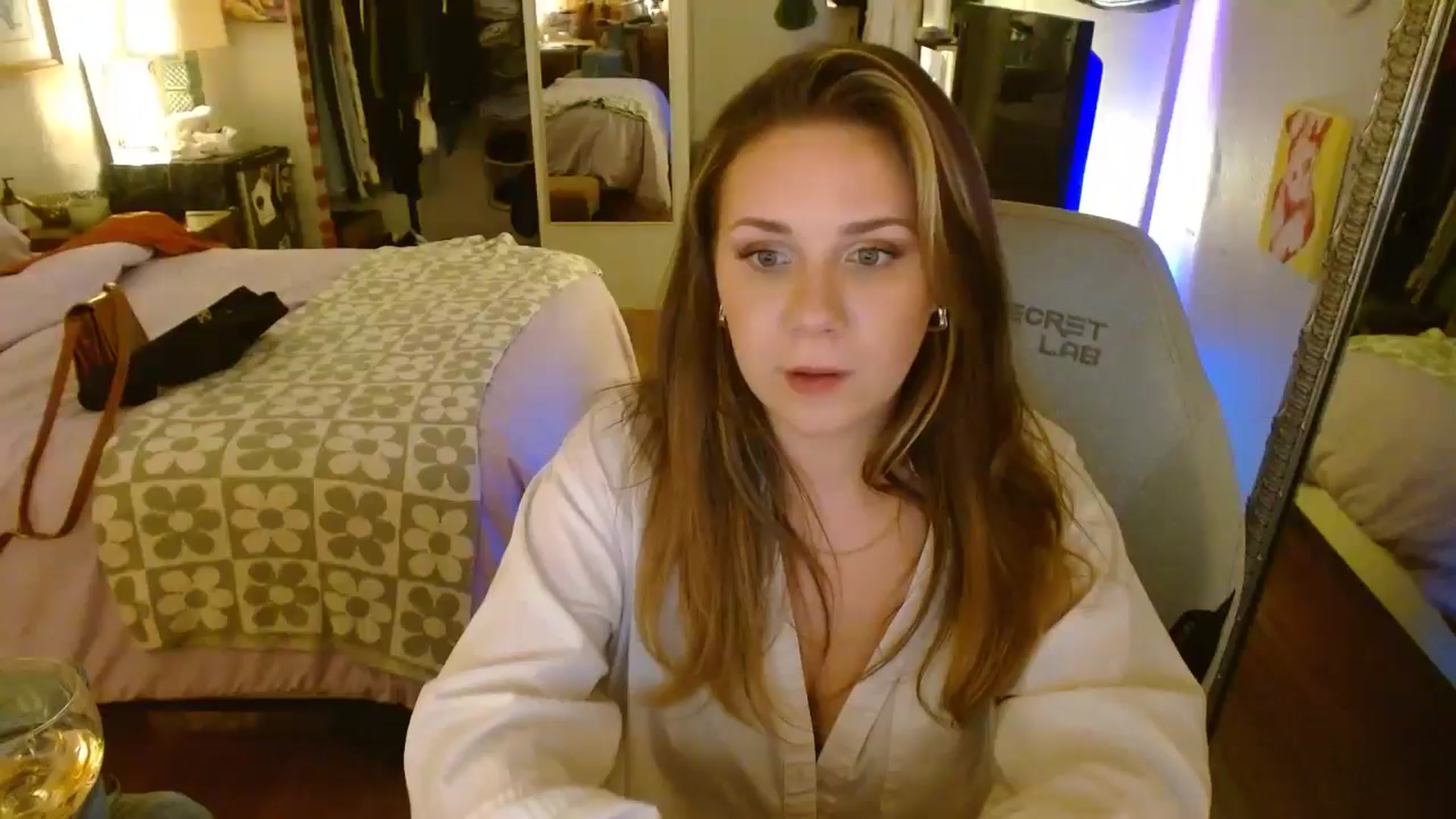 Gallery image thumbnail from Sweetestlilly's myfreecams stream on, 07/18/2024, 04:10 image 9 of 20