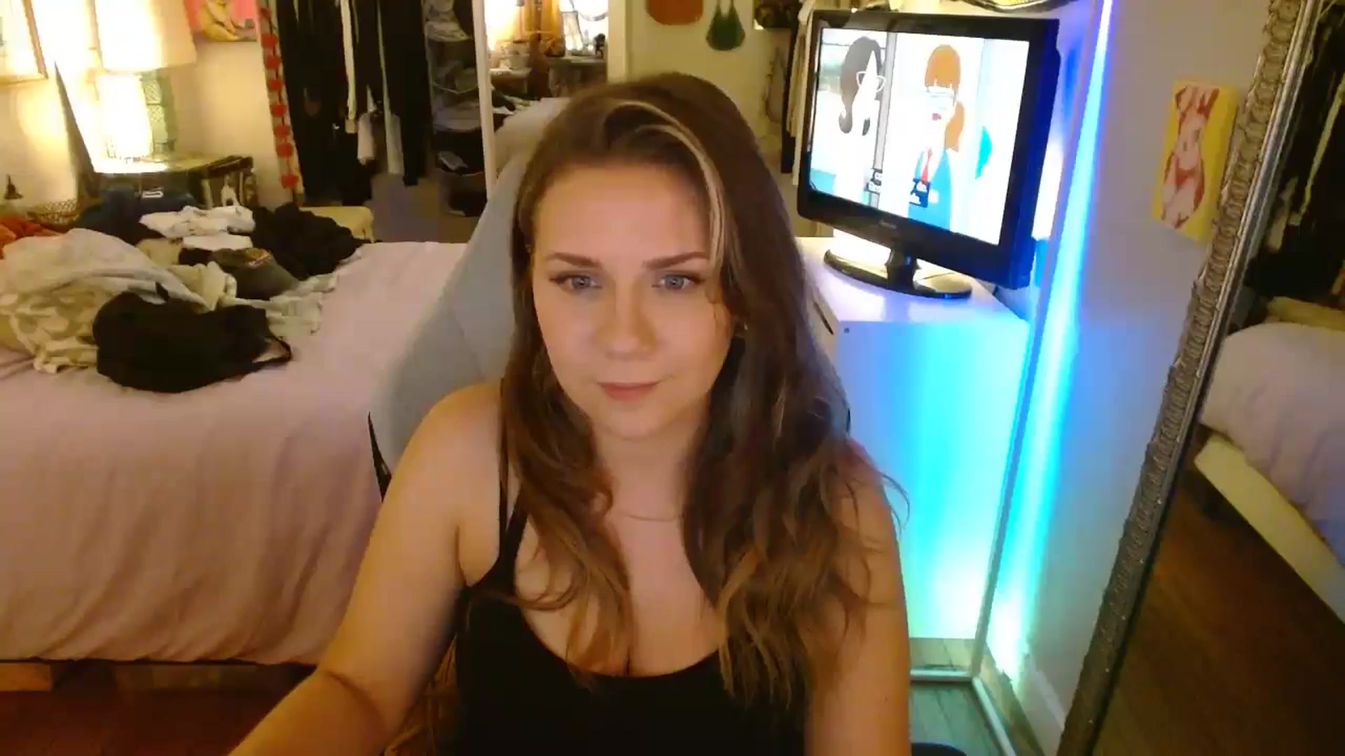 Gallery image thumbnail from Sweetestlilly's myfreecams stream on, 07/25/2024, 02:33 image 13 of 20