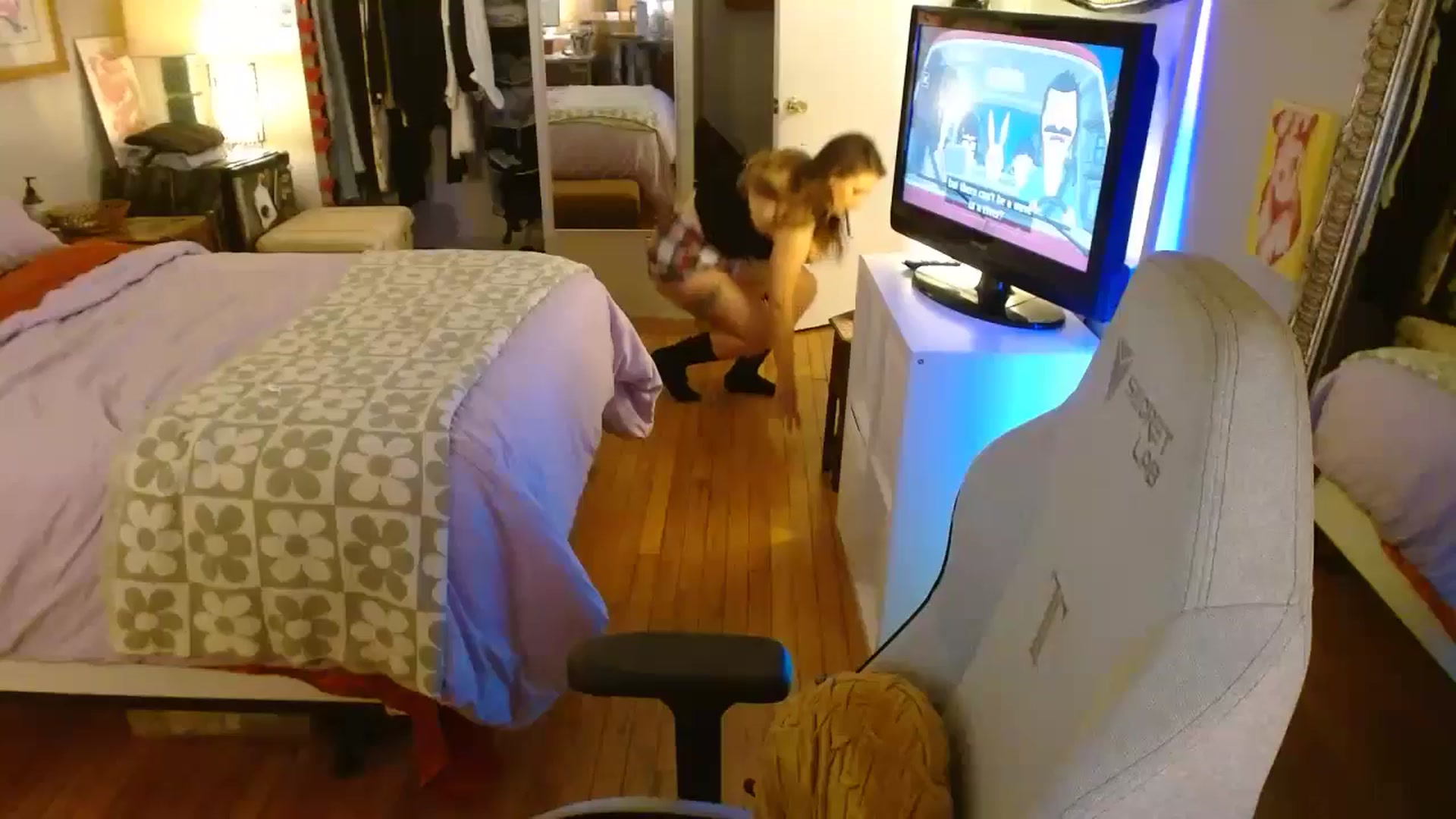 Gallery image thumbnail from Sweetestlilly's myfreecams stream on, 07/28/2024, 03:47 image 9 of 20