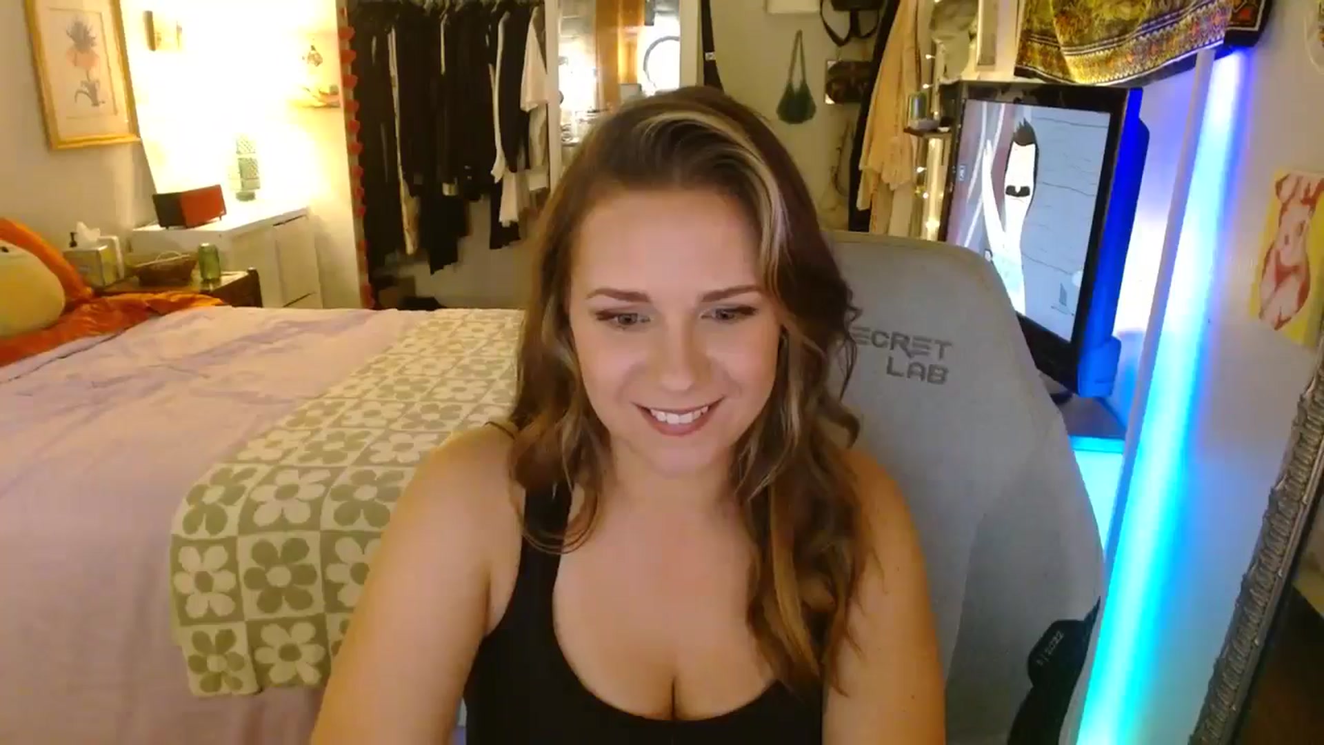 Gallery image thumbnail from Sweetestlilly's myfreecams stream on, 08/01/2024, 03:53 image 2 of 20